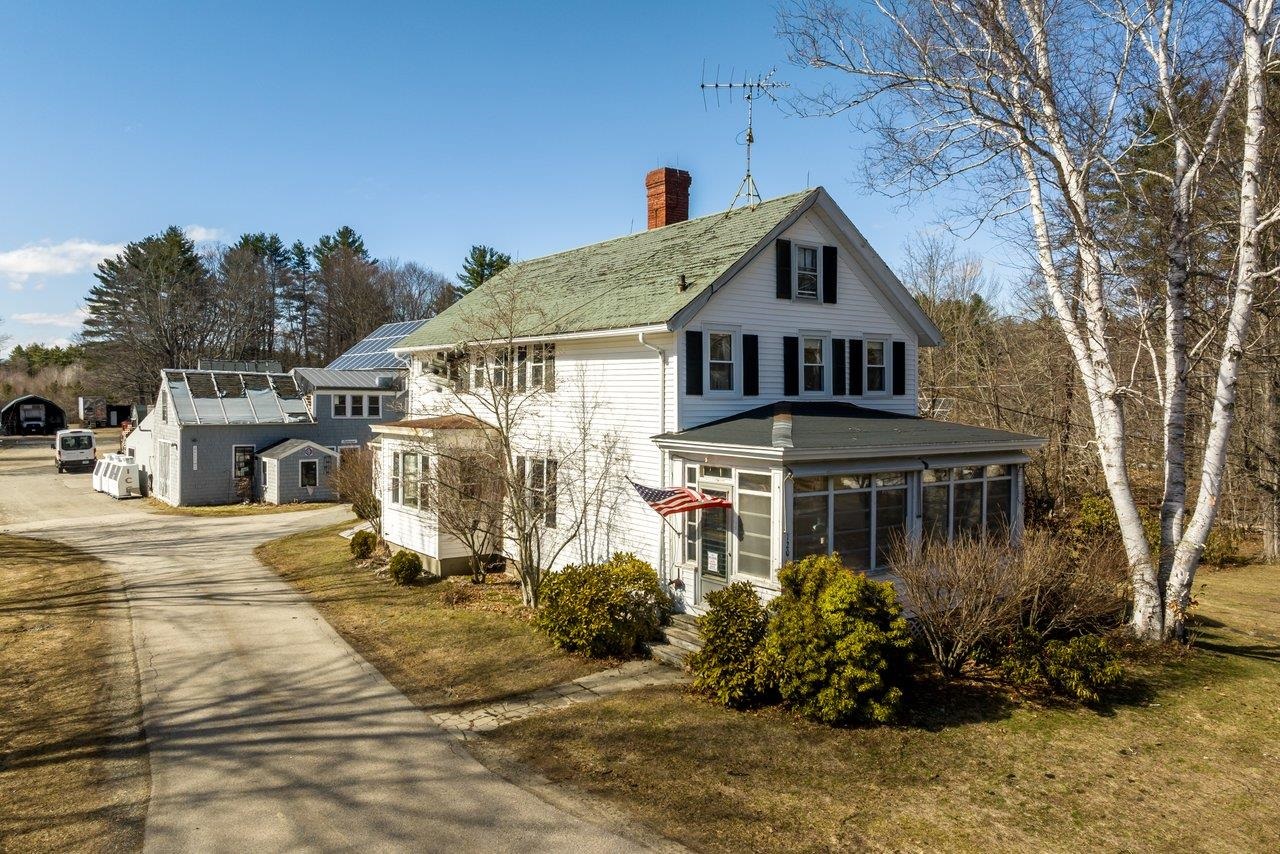120 Exeter Rd, Newfields, NH 03856