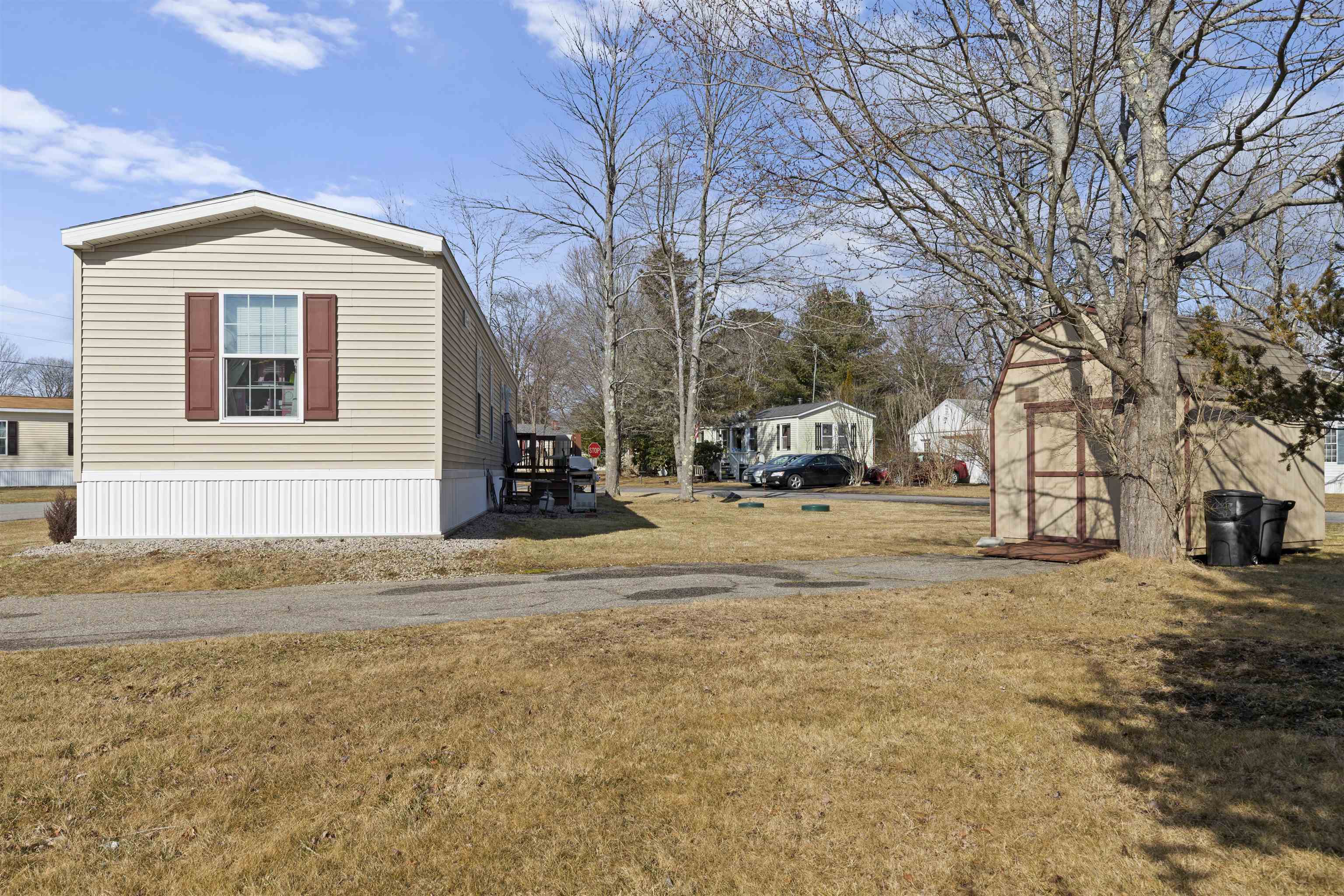 53 Seabreeze Dr, North Hampton, NH 03862