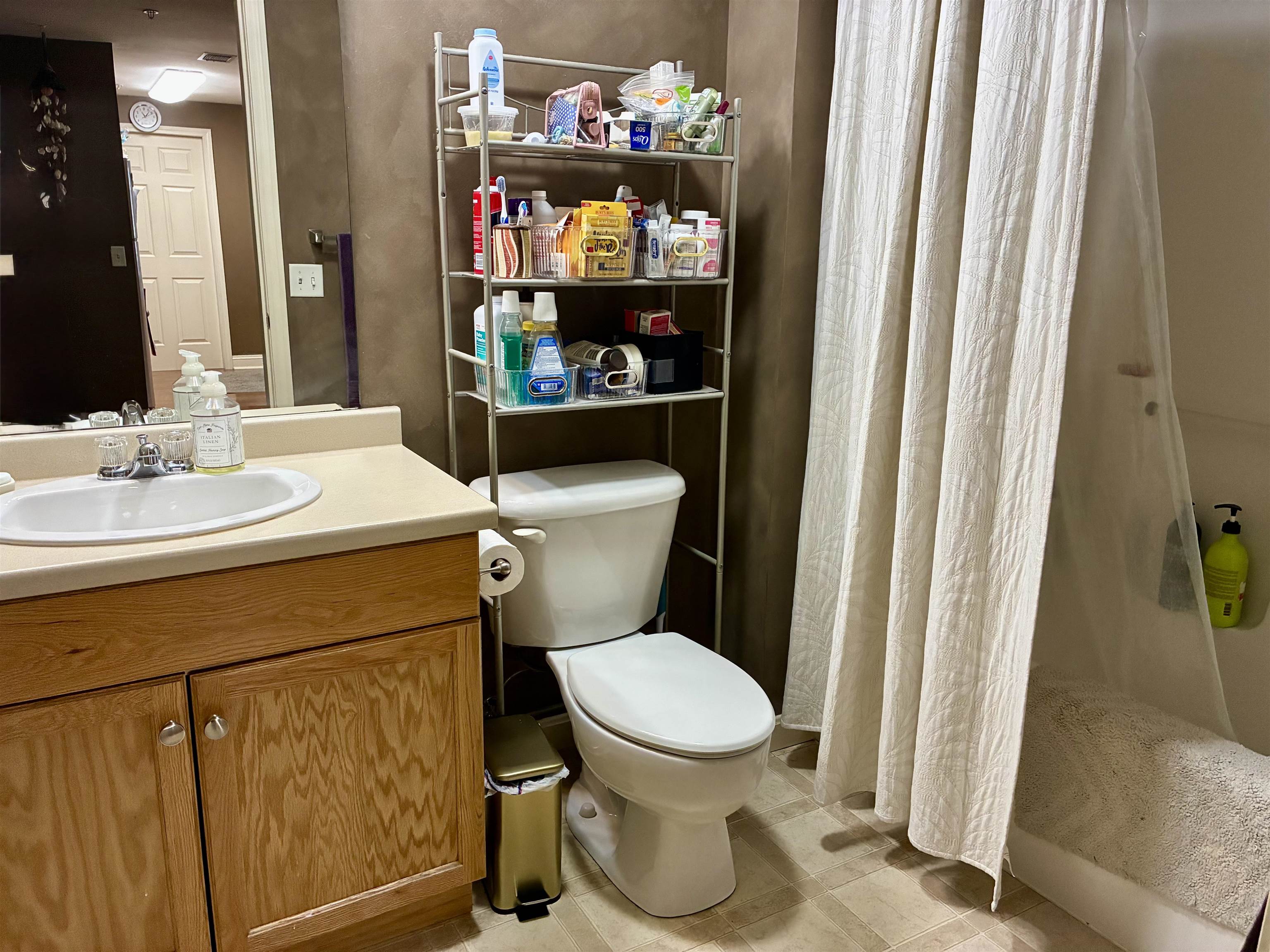 12 Vista Ridge Dr #34, Londonderry, NH 03053