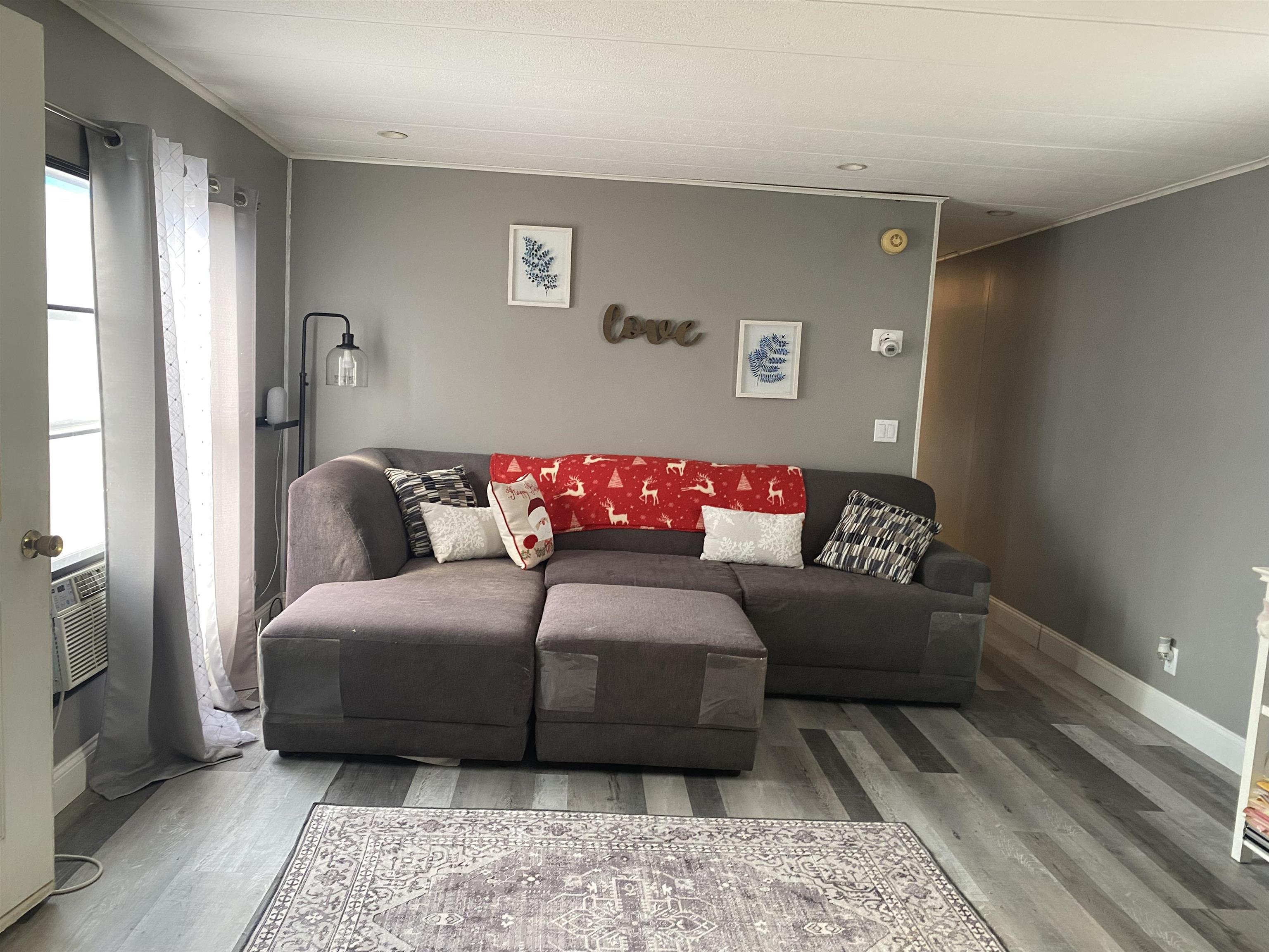 117 Whippooorwill St, Seabrook, NH 03874