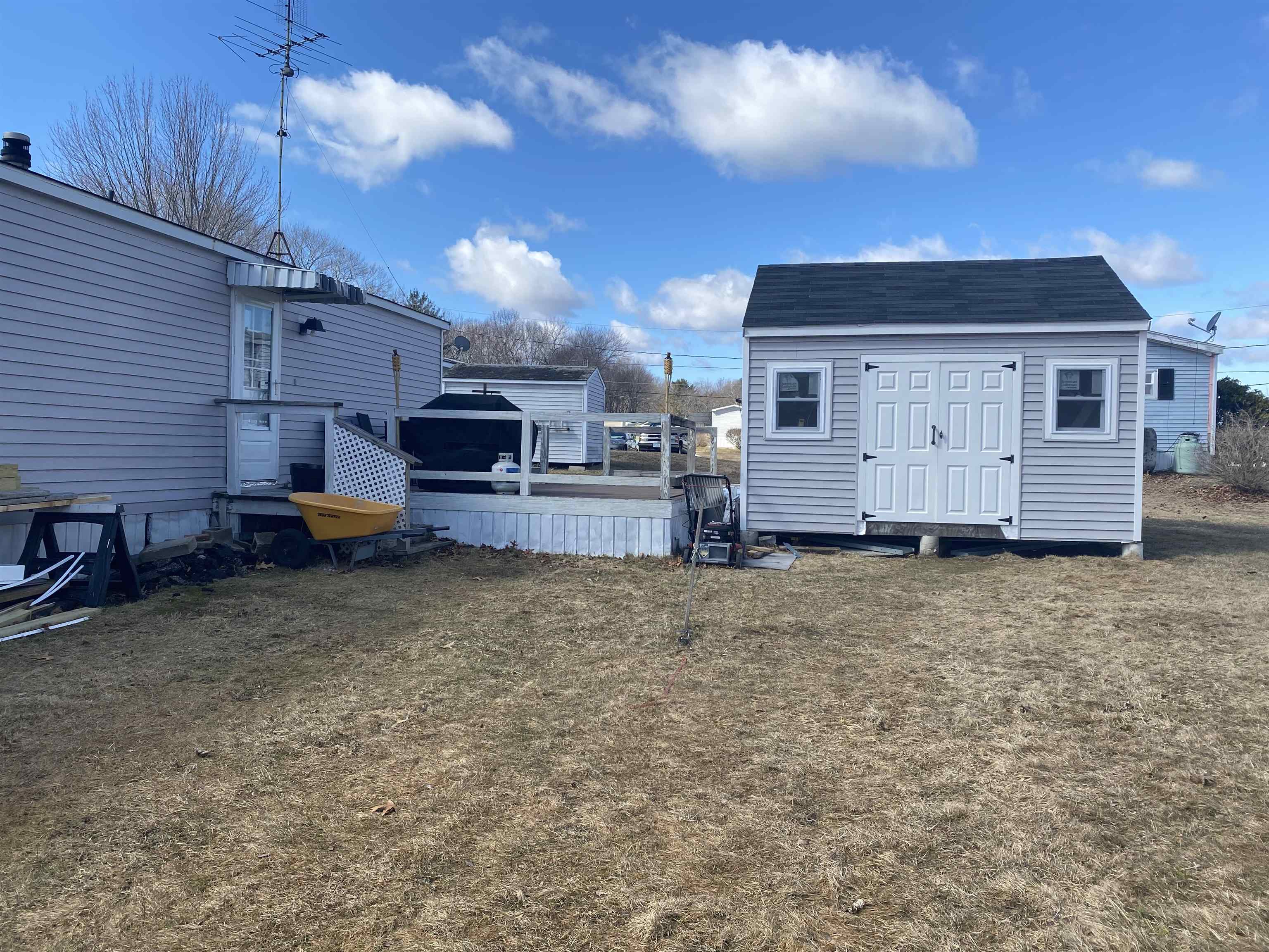 117 Whippooorwill St, Seabrook, NH 03874