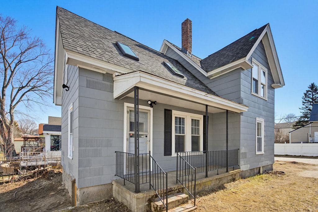 10 Hayes Ave, Manchester, NH 03103