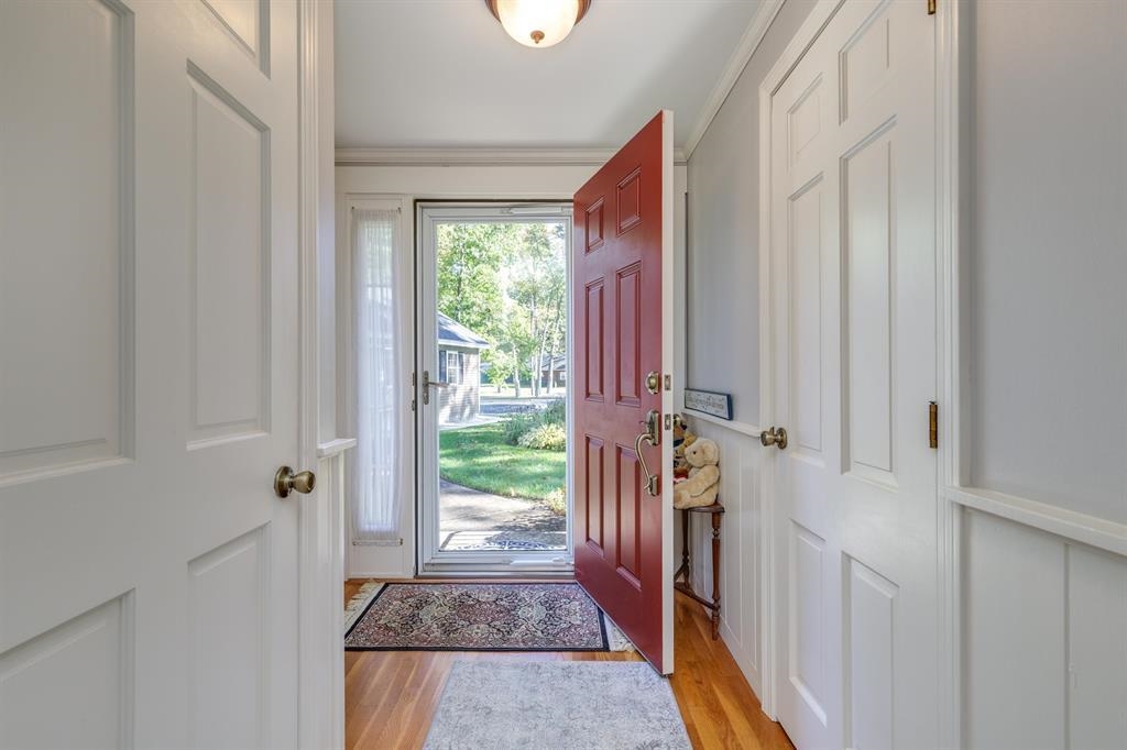 492 Woodlawn Ridge Rd, Pembroke, NH 03275