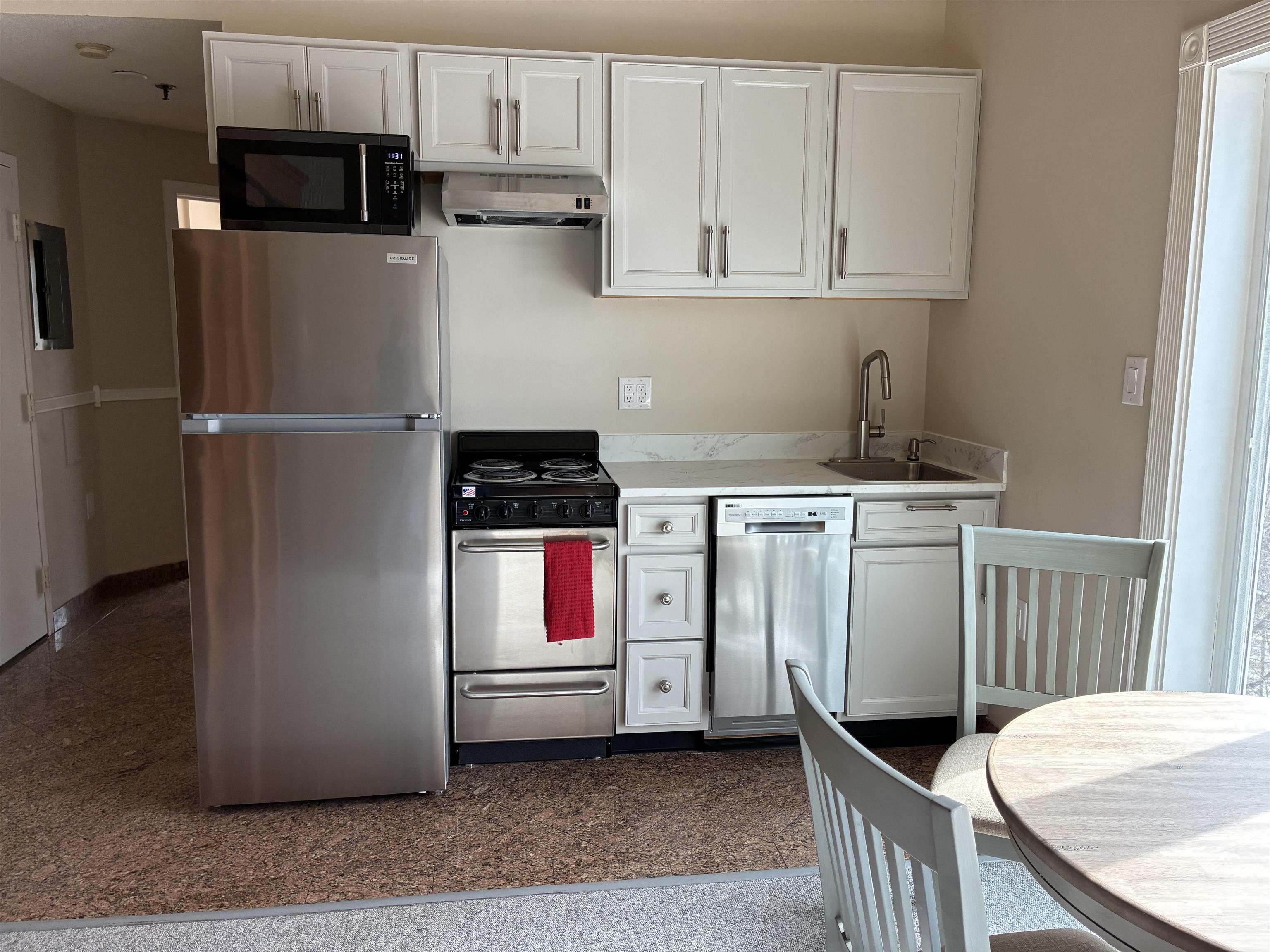 36 Lodge Rd, Lincoln, NH 03251