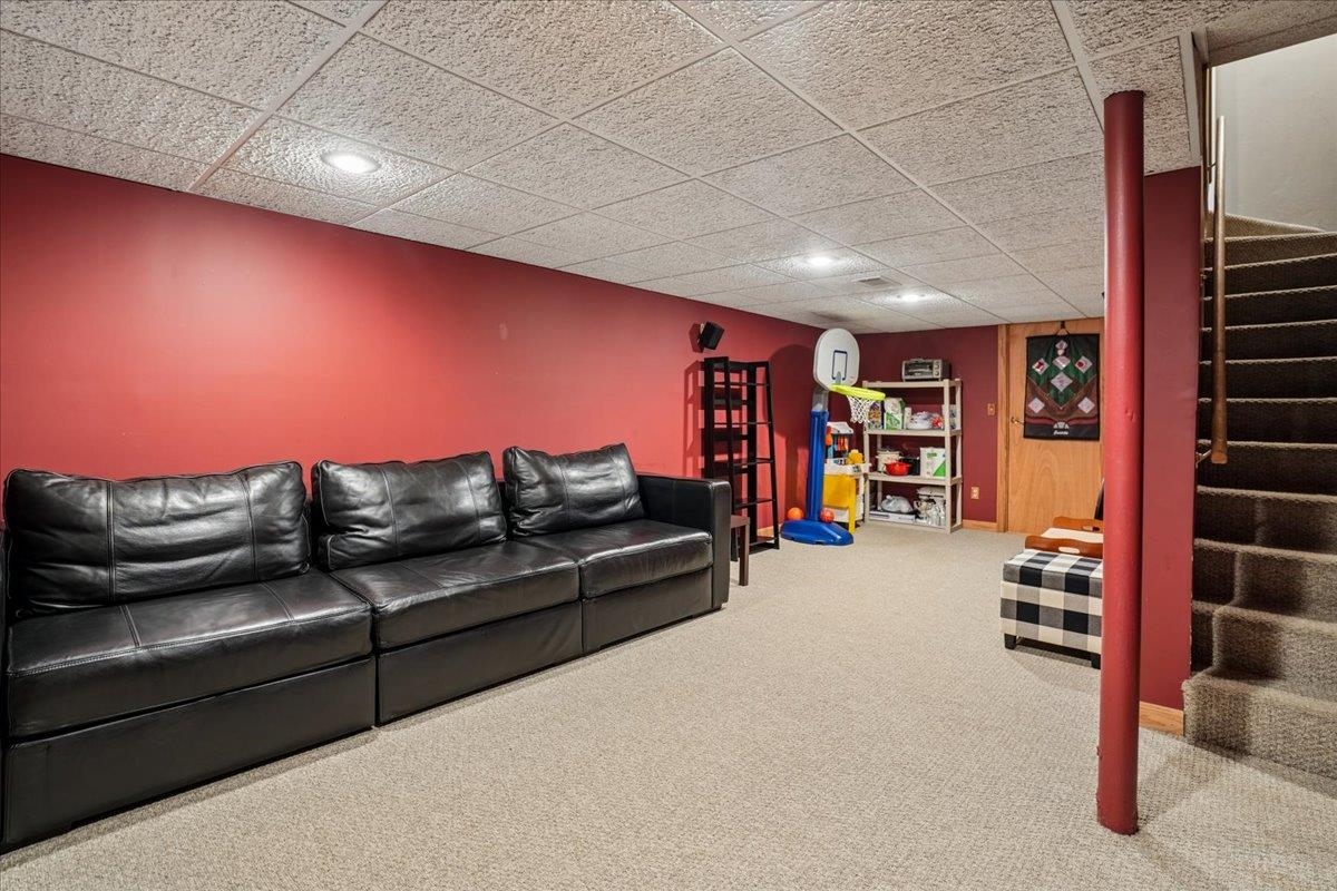 417 Fox Hollow Way, Manchester, NH 03104