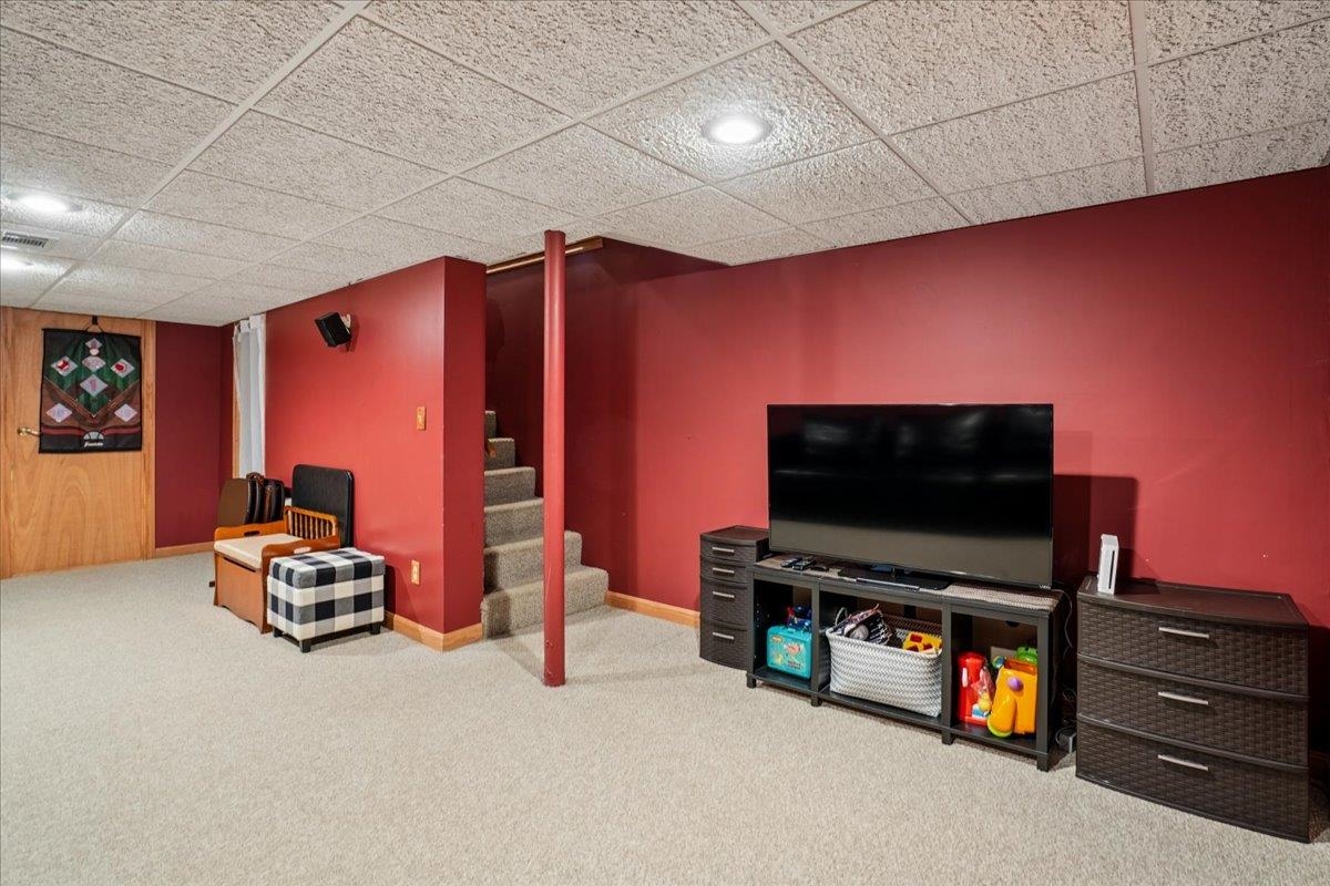 417 Fox Hollow Way, Manchester, NH 03104