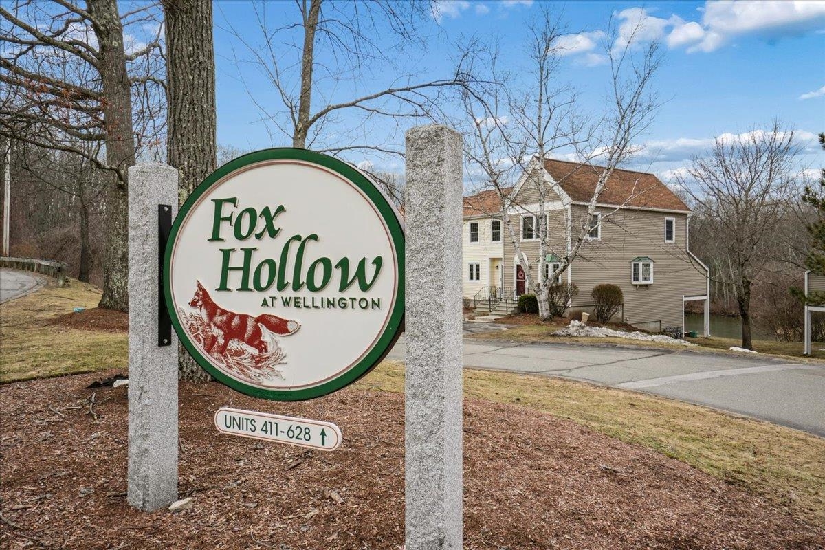 417 Fox Hollow Way, Manchester, NH 03104