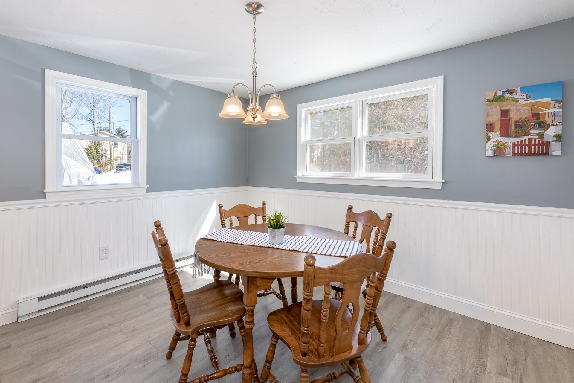 Apartment Dining / Kitchen