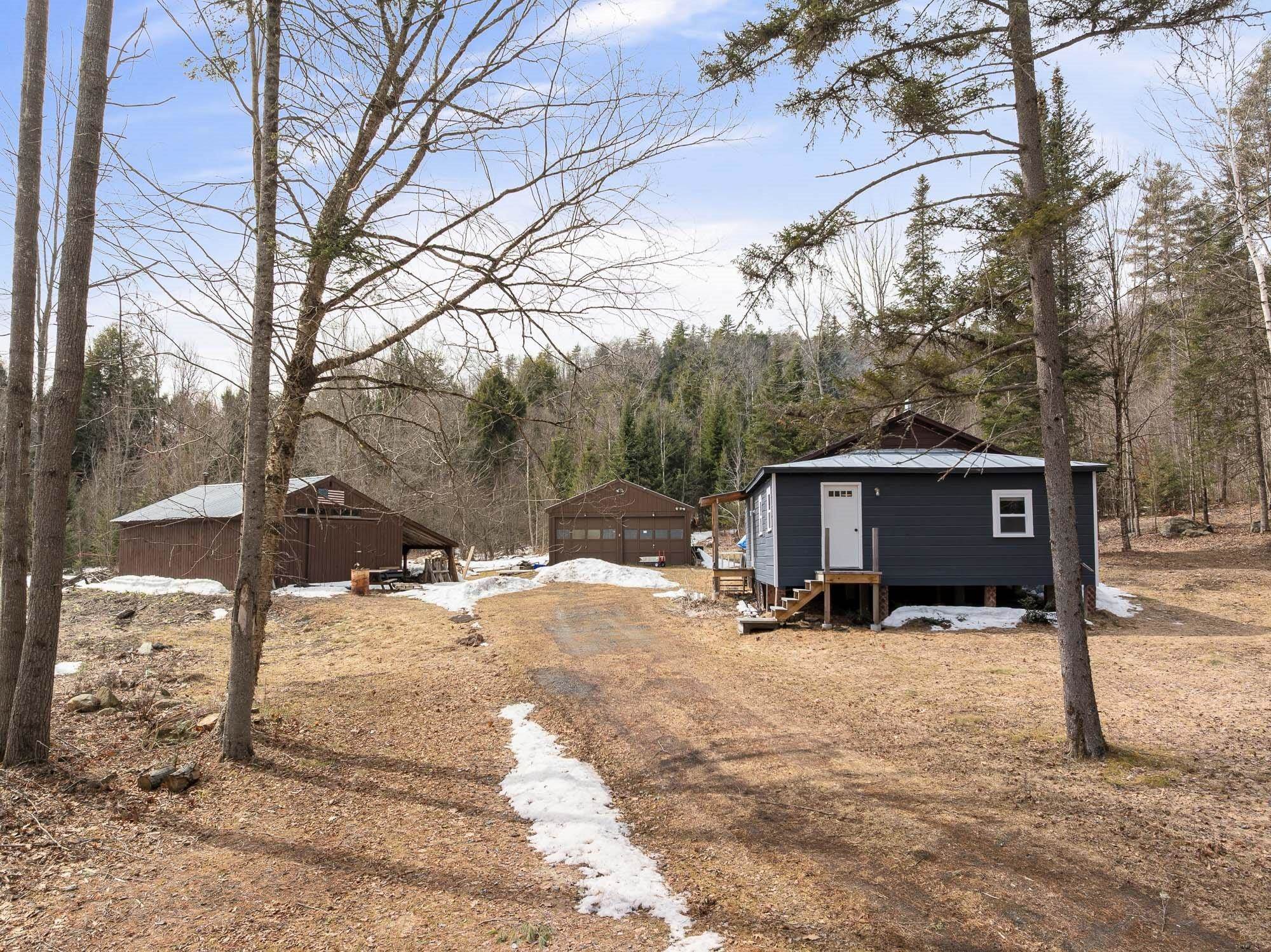 777 Tenney Pond Rd, Newbury, VT 05051