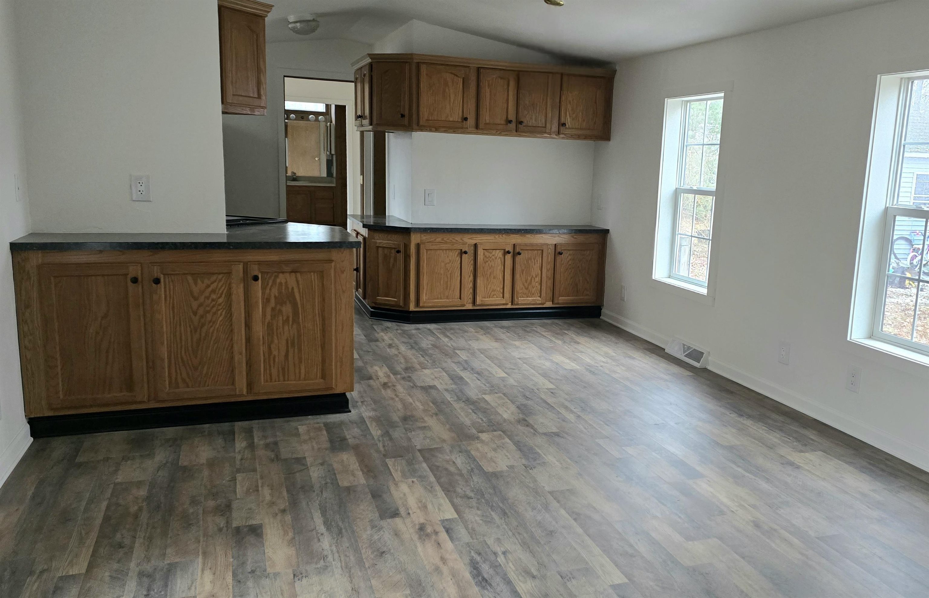 11 Boanza Dr, Concord, NH 03303