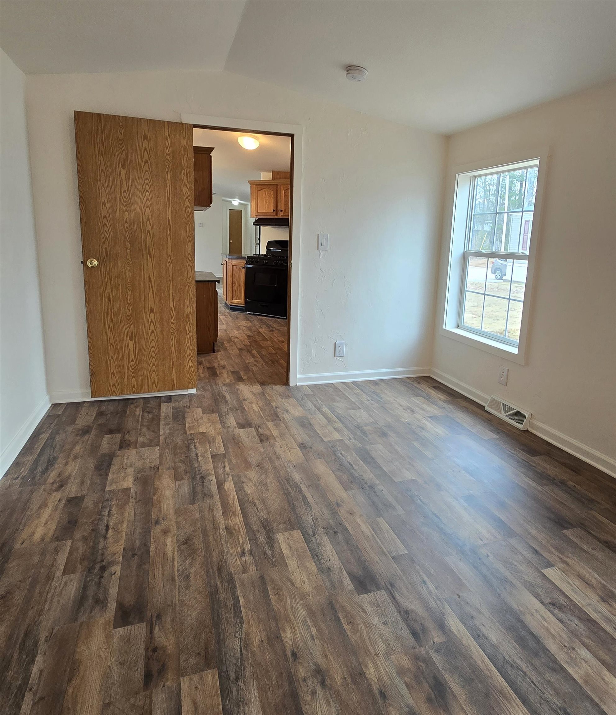 11 Boanza Dr, Concord, NH 03303
