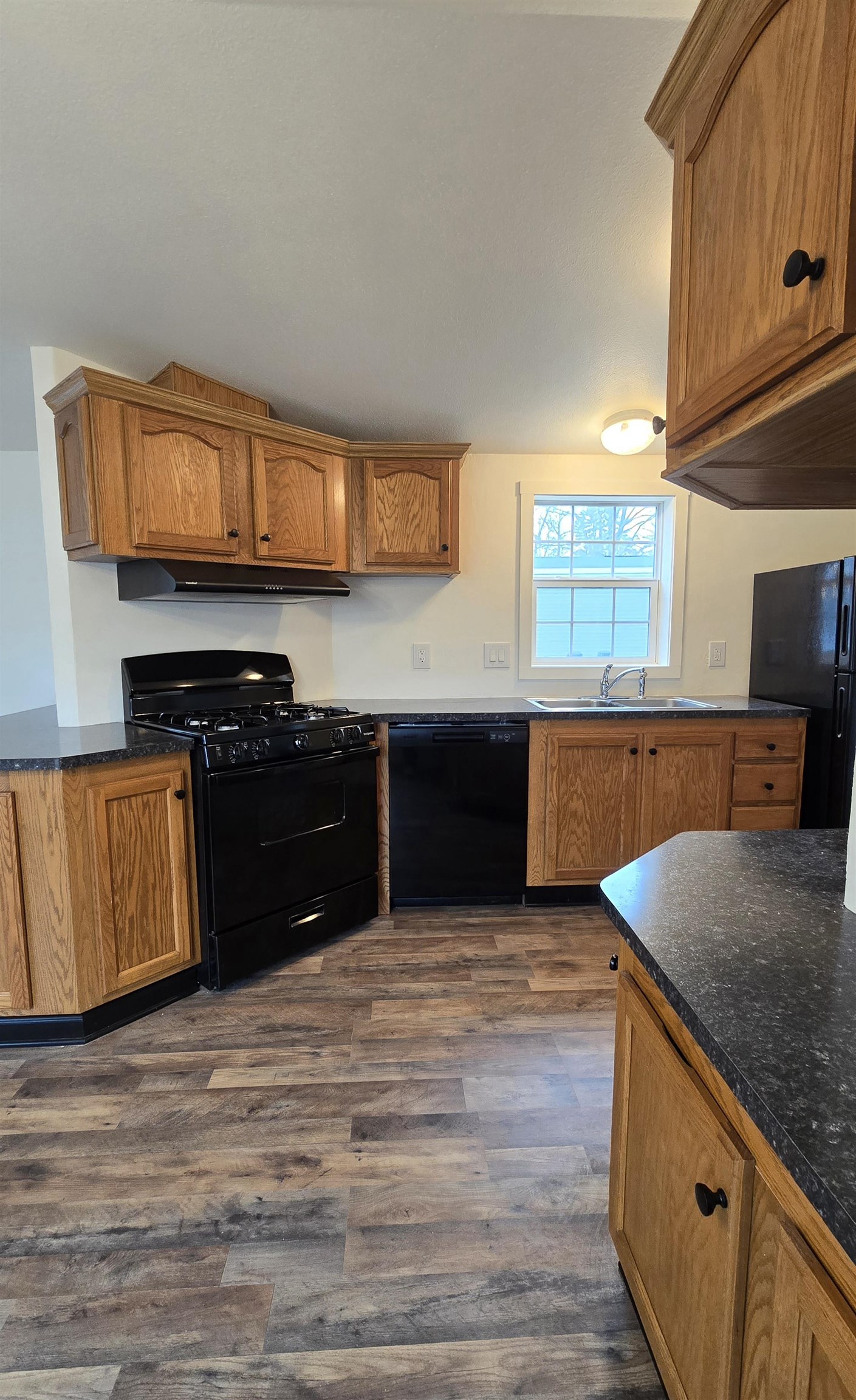 11 Boanza Dr, Concord, NH 03303