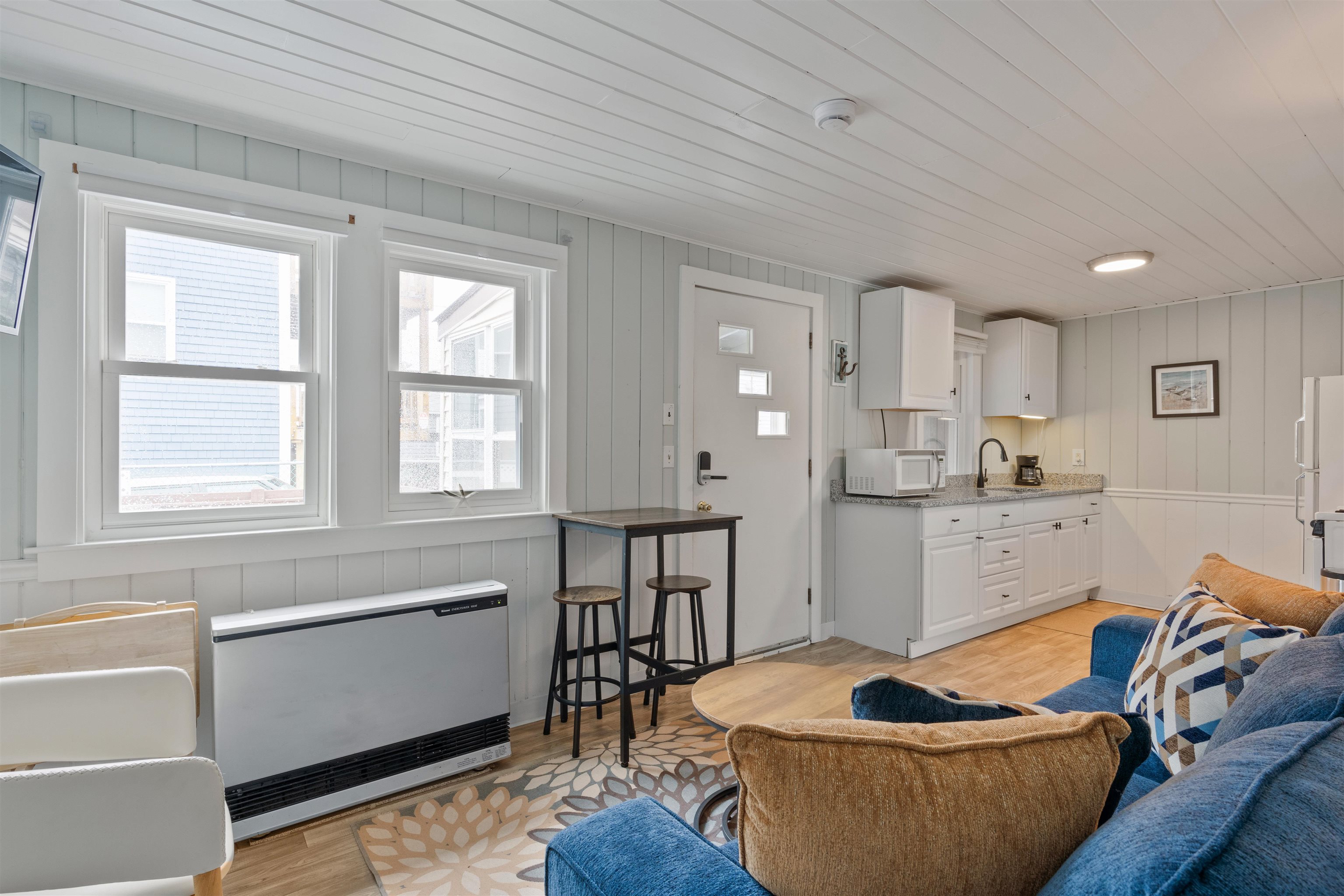 15 Riverview Ter, Hampton, NH 03842