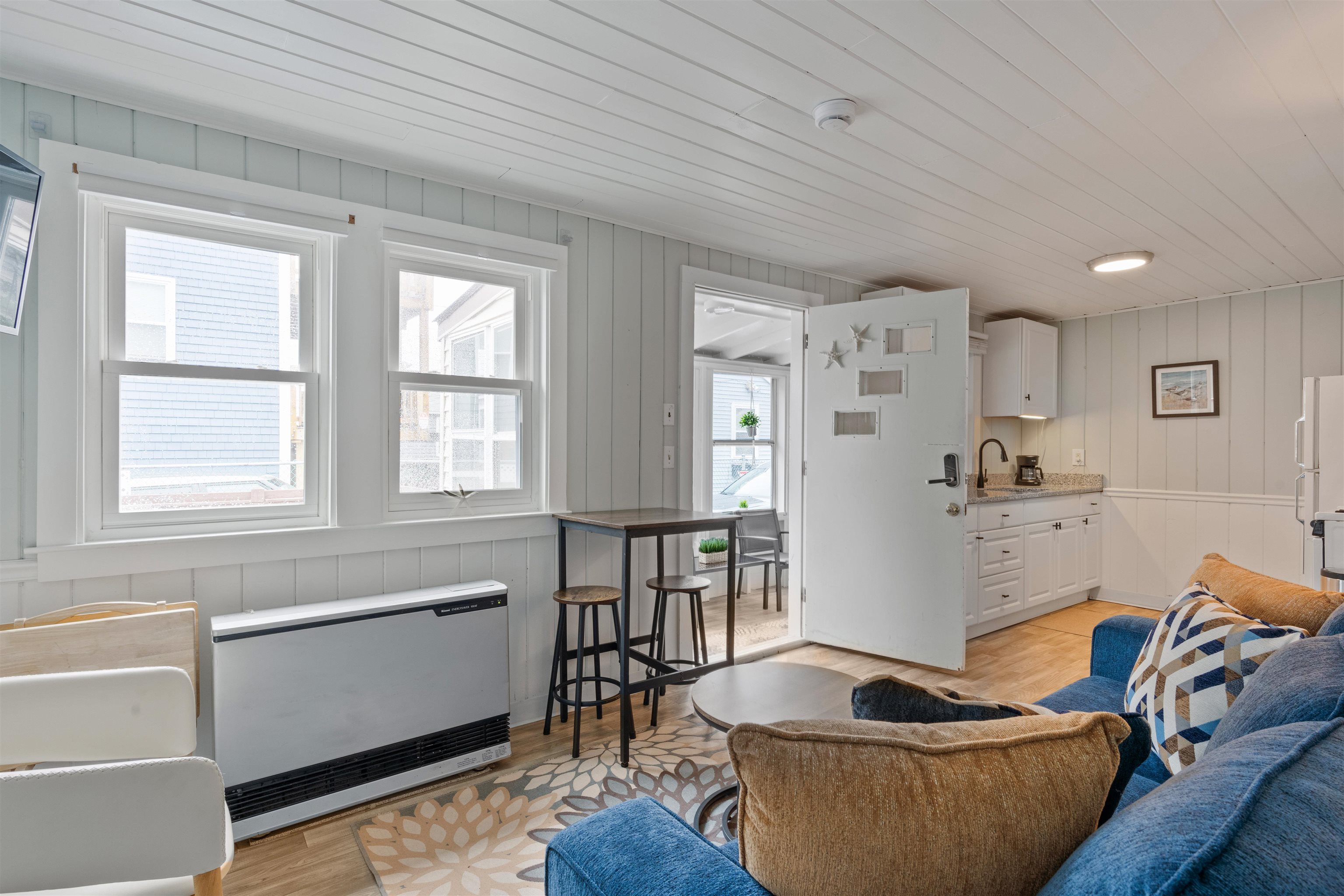 15 Riverview Ter, Hampton, NH 03842