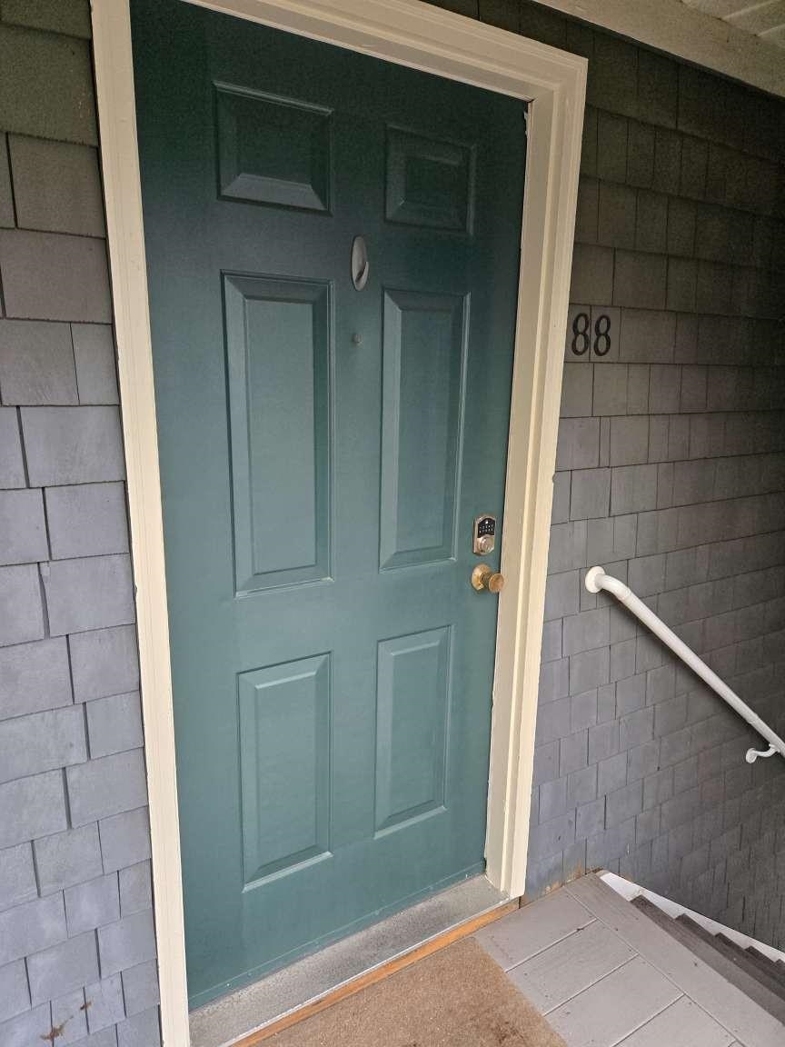 88 Cricketbrook , Dover, NH 03820