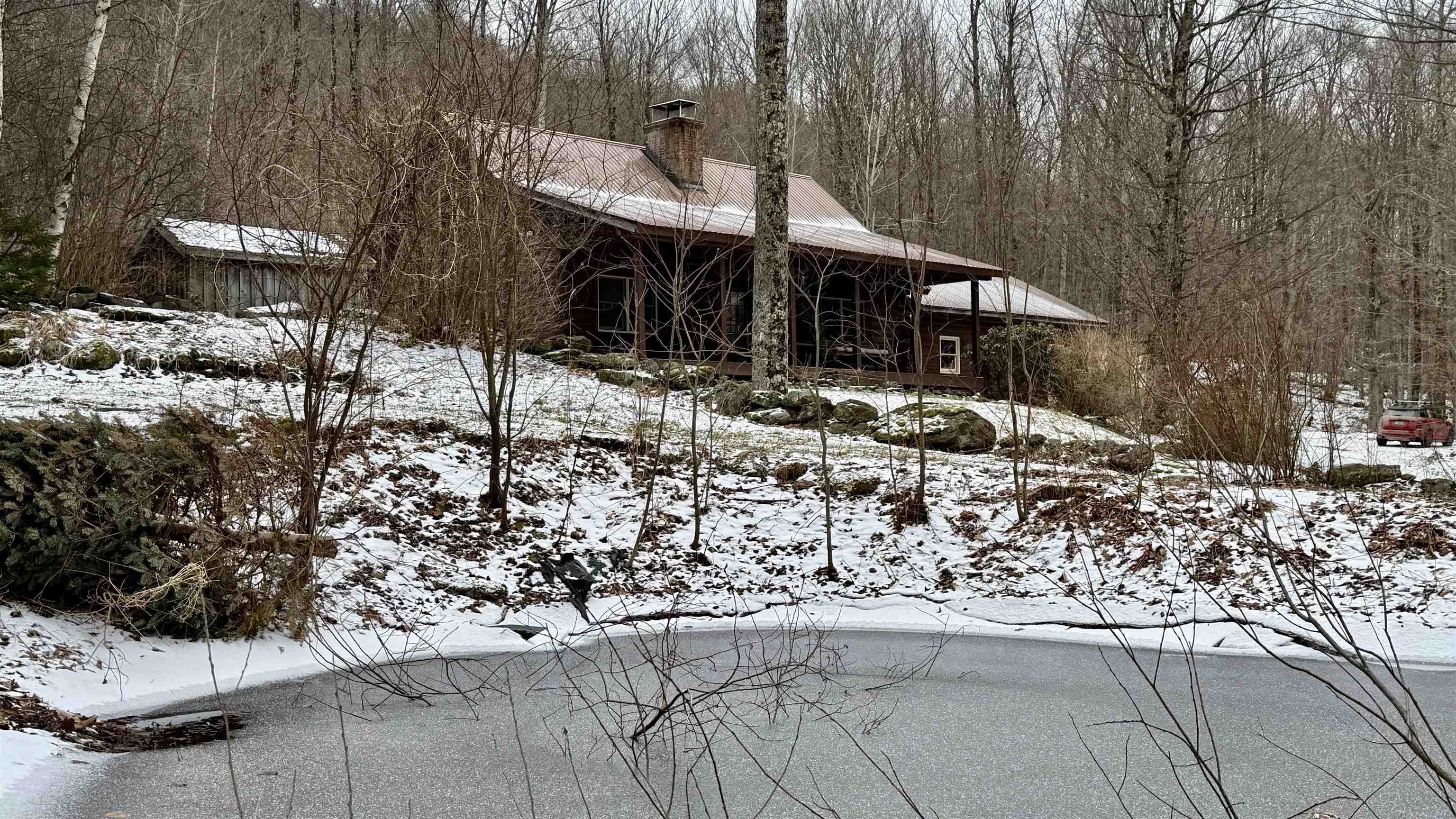 1207 Iron Gate Rd, Cambridge, VT 05444