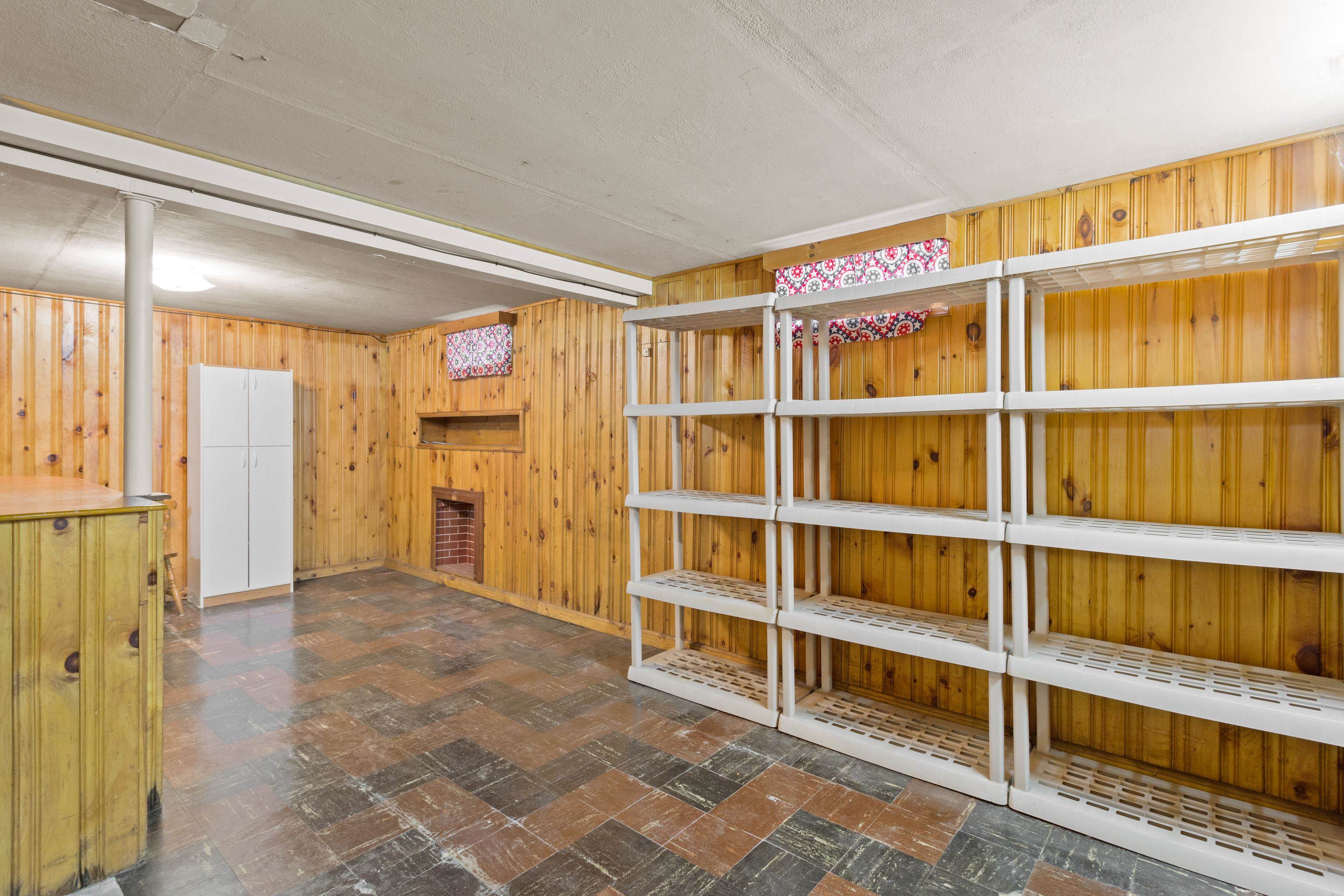 30 Cliff St, Manchester, NH 03103