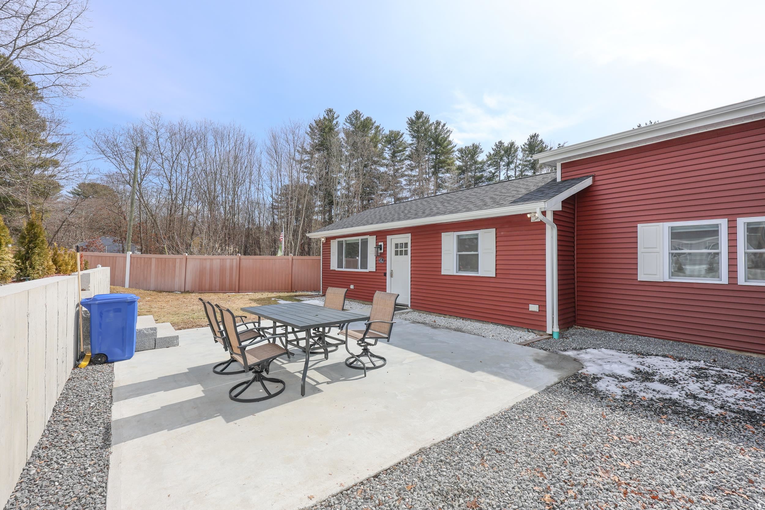 5 Gamache Rd, Derry, NH 03038