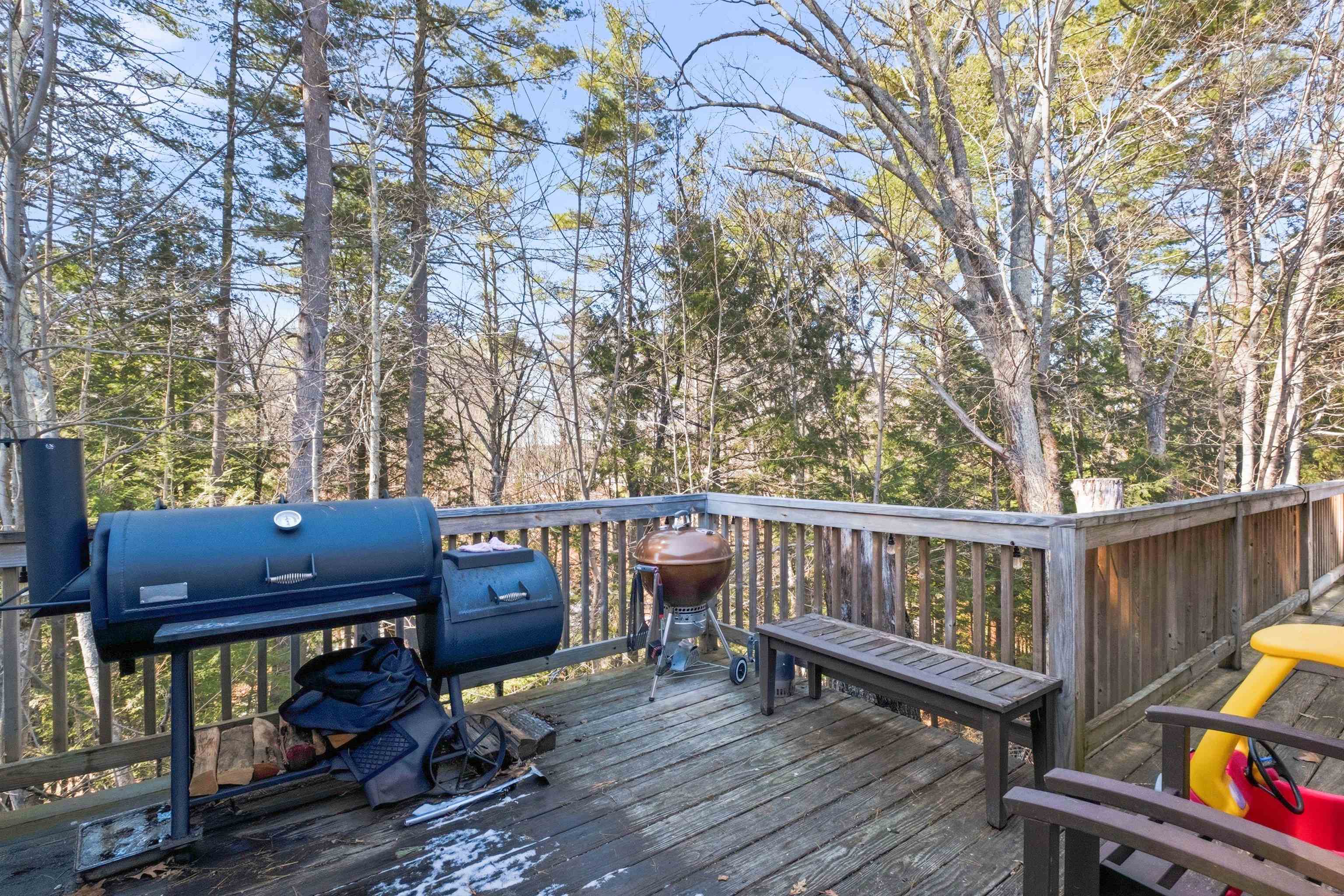 60 Penacook St, Concord, NH 03303