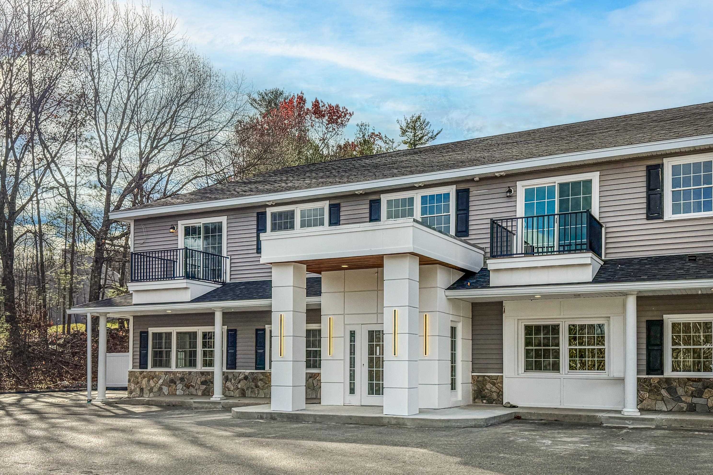 384 Main St #107, Salem, NH 03079