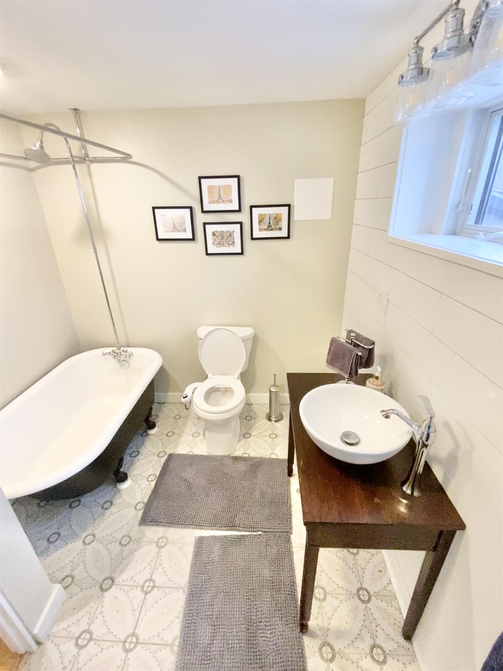 54 East Redrock Dr #104, Burlington, VT 05401