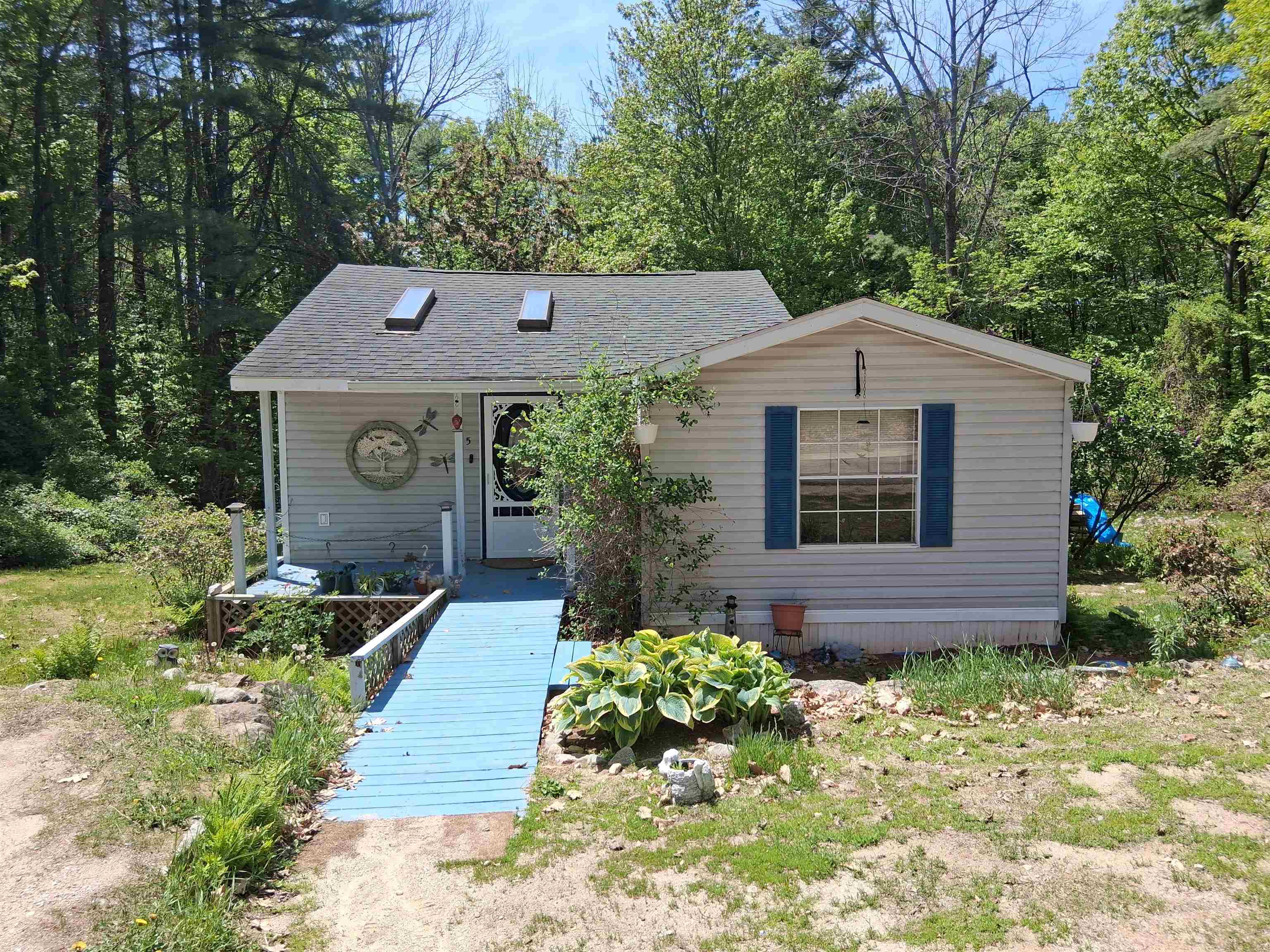 Homes for sale in Alton, NH | 15 Manbow Rd, Alton, NH 03809 | MLS# 5080521