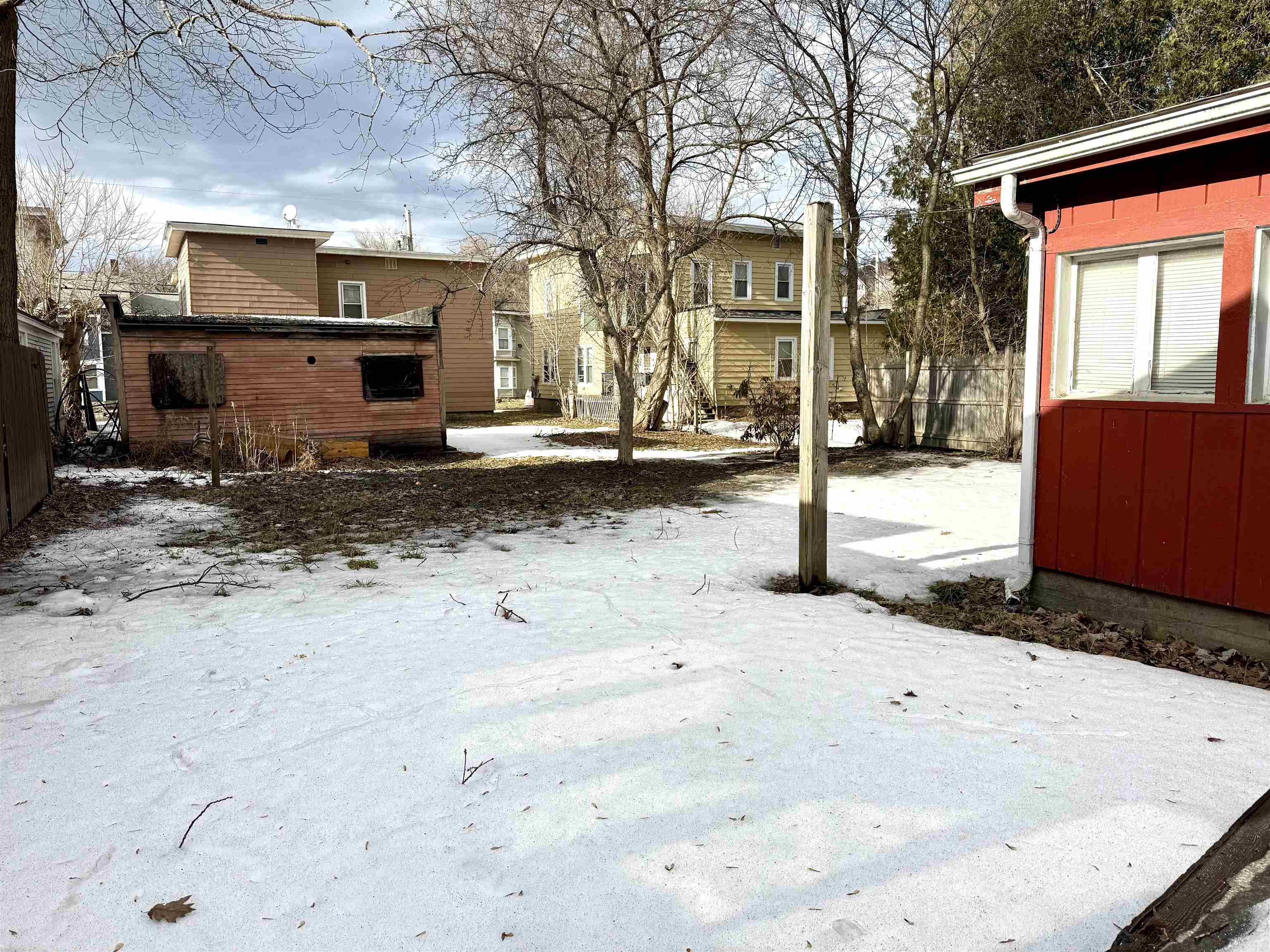 14 First St, Barre City, VT 05641