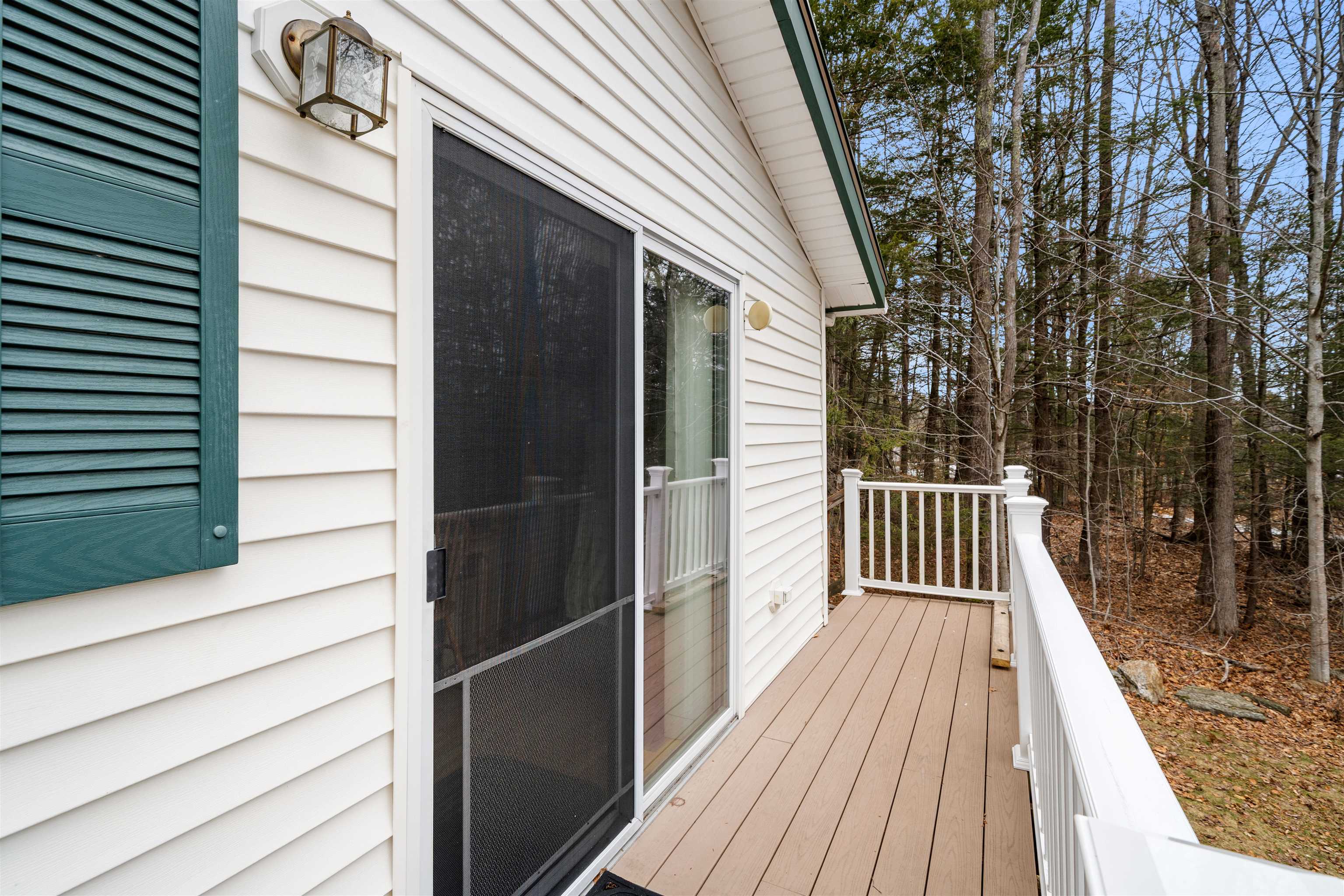 11 Avalon Rd, Farmington, NH 03835