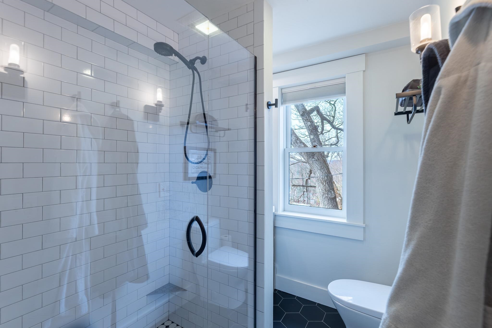 50 Prospect St, Lebanon, NH 03766