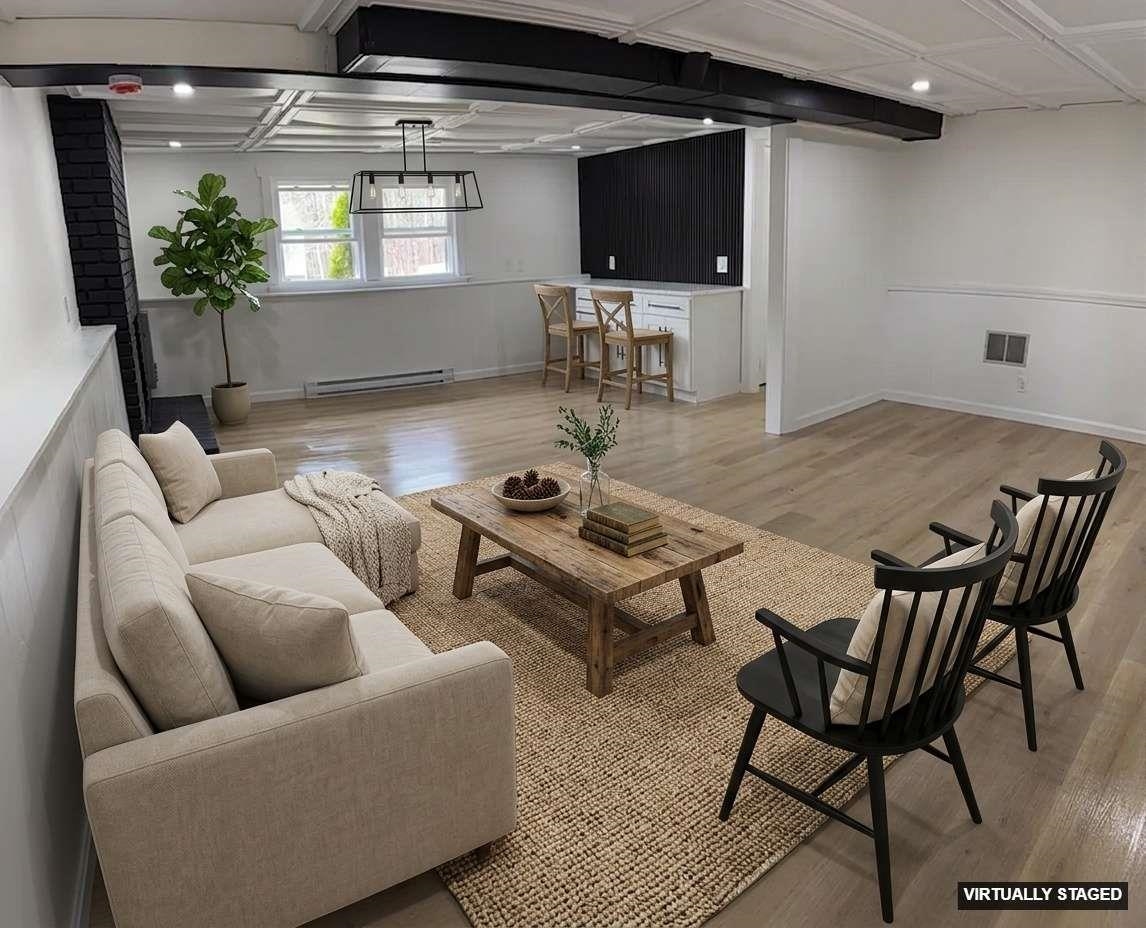 56 Bedard Ave, Derry, NH 03038