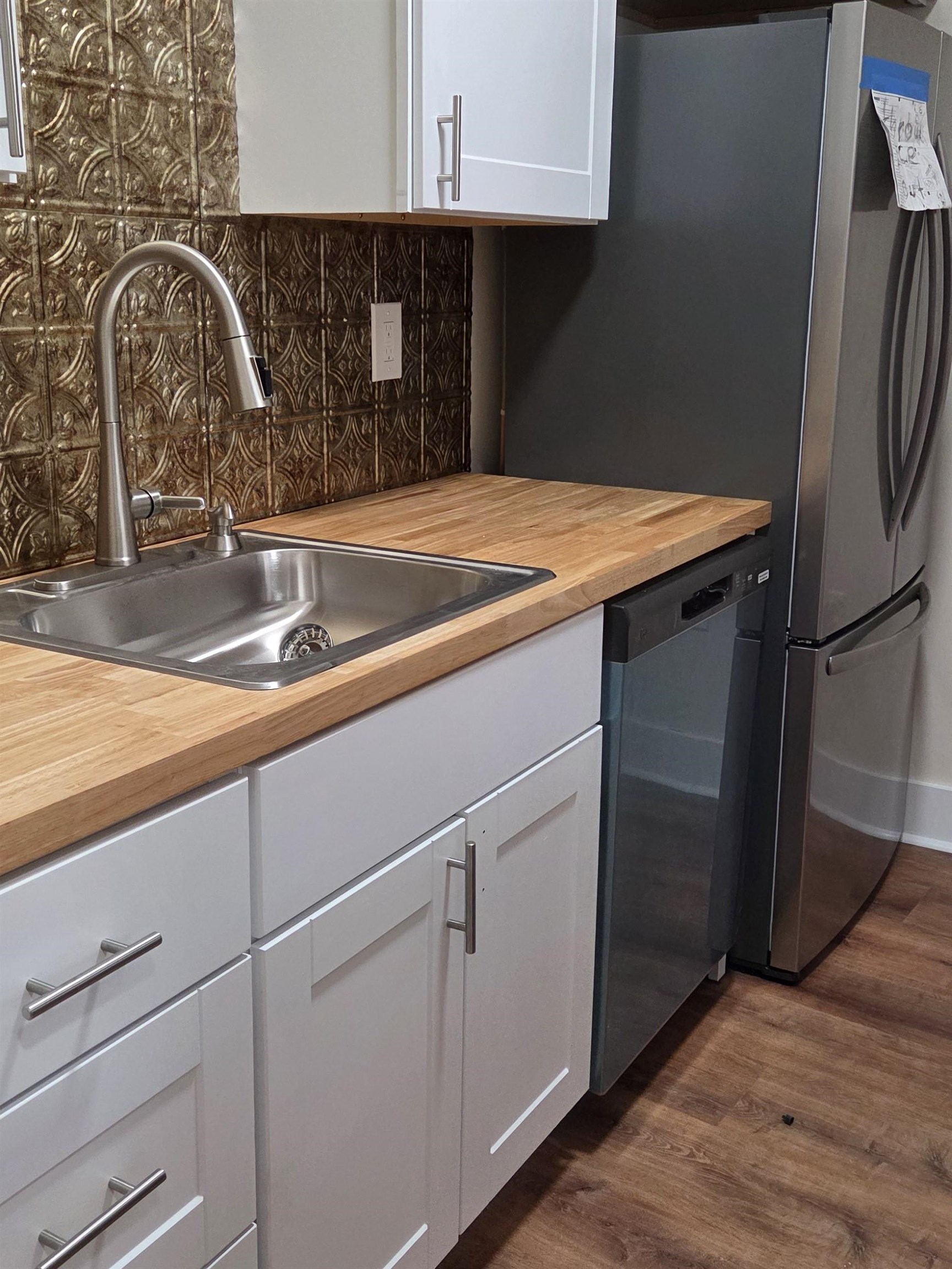 CLAREMONT NH&nbsp;Claremont_NH for sale $Apartment For Lease: $1,400