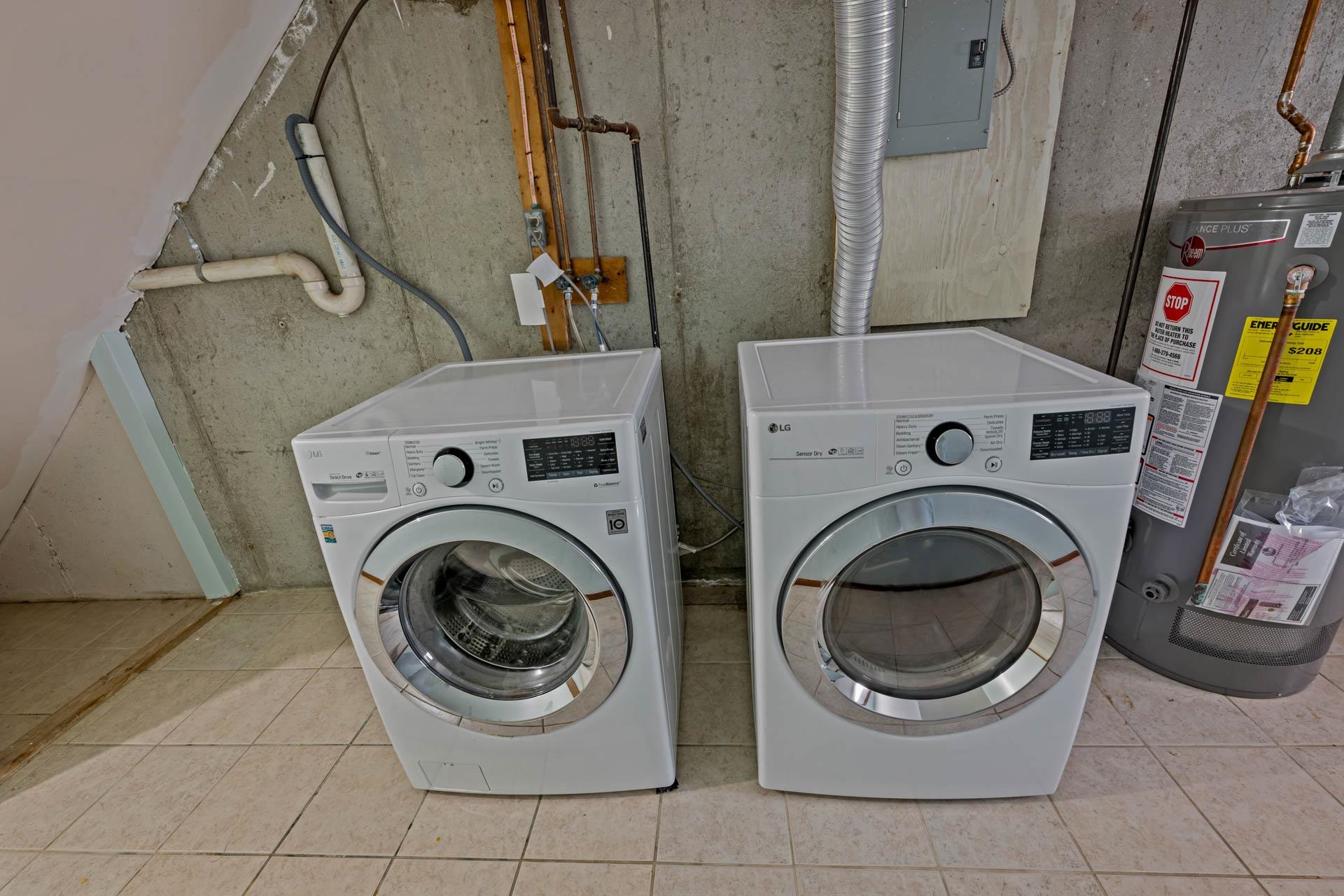 31 Bluestone Dr, Nashua, NH 03060