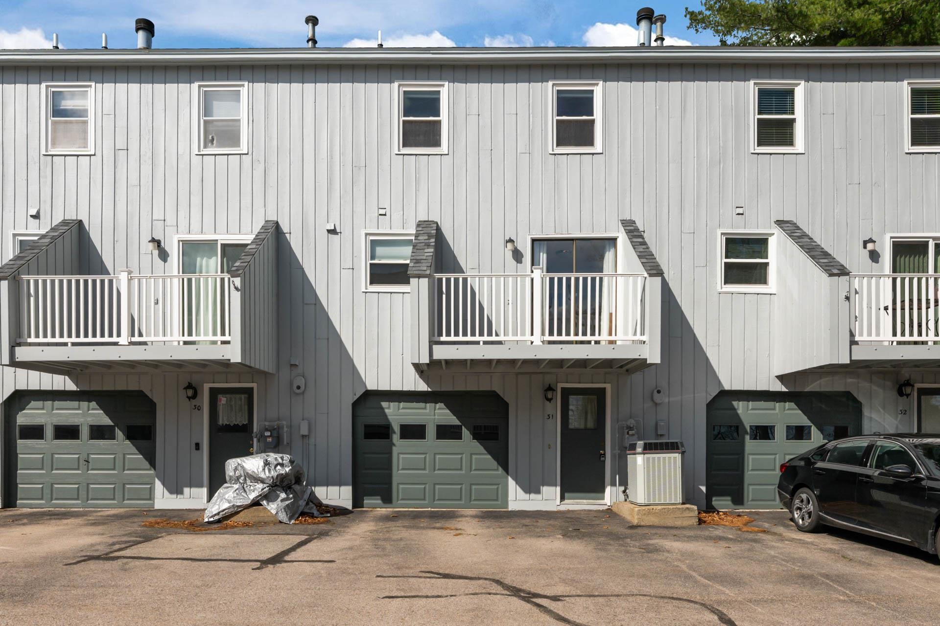 31 Bluestone Dr #31, Nashua, NH 03060