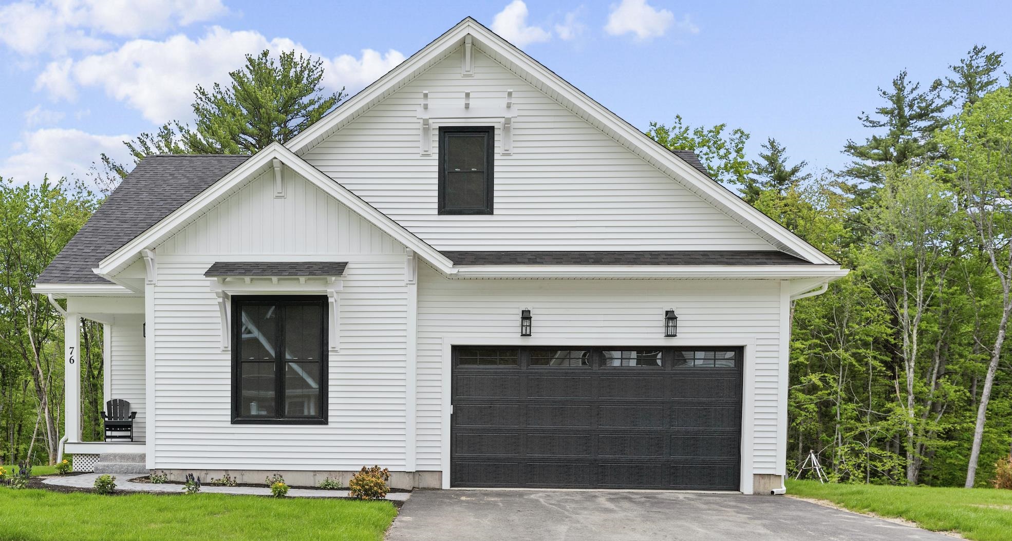 76 Lady Walsingham Way, Laconia, NH 03246