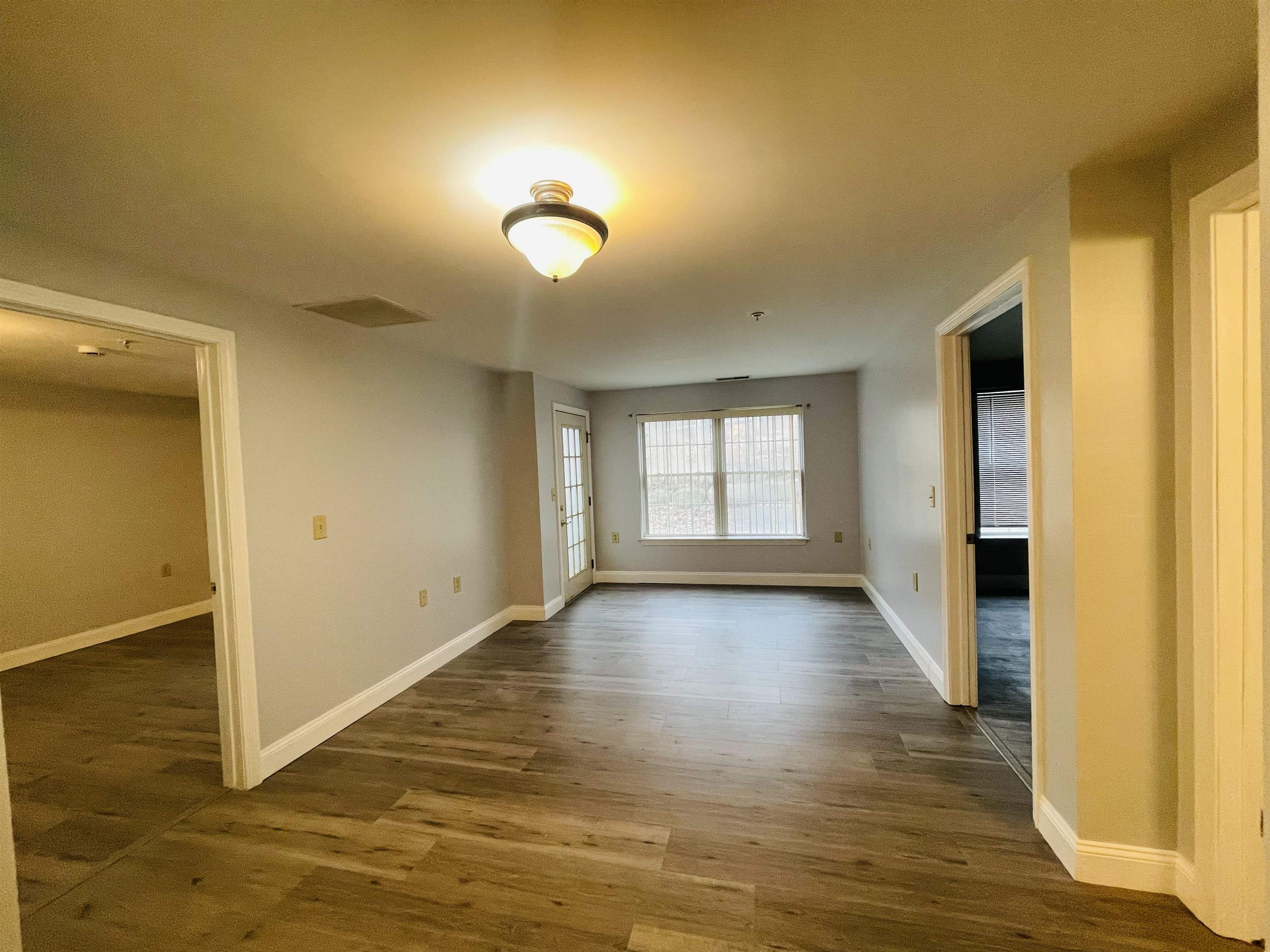 40 Eastern Ave #104, Manchester, NH 03104