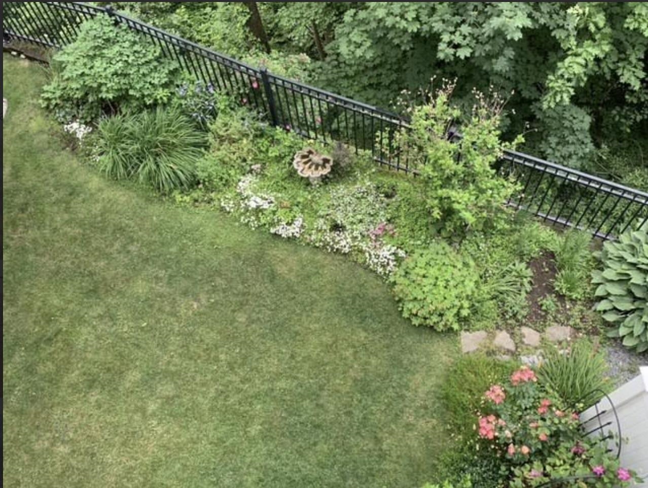 11 Frances Dr, Dover, NH 03820