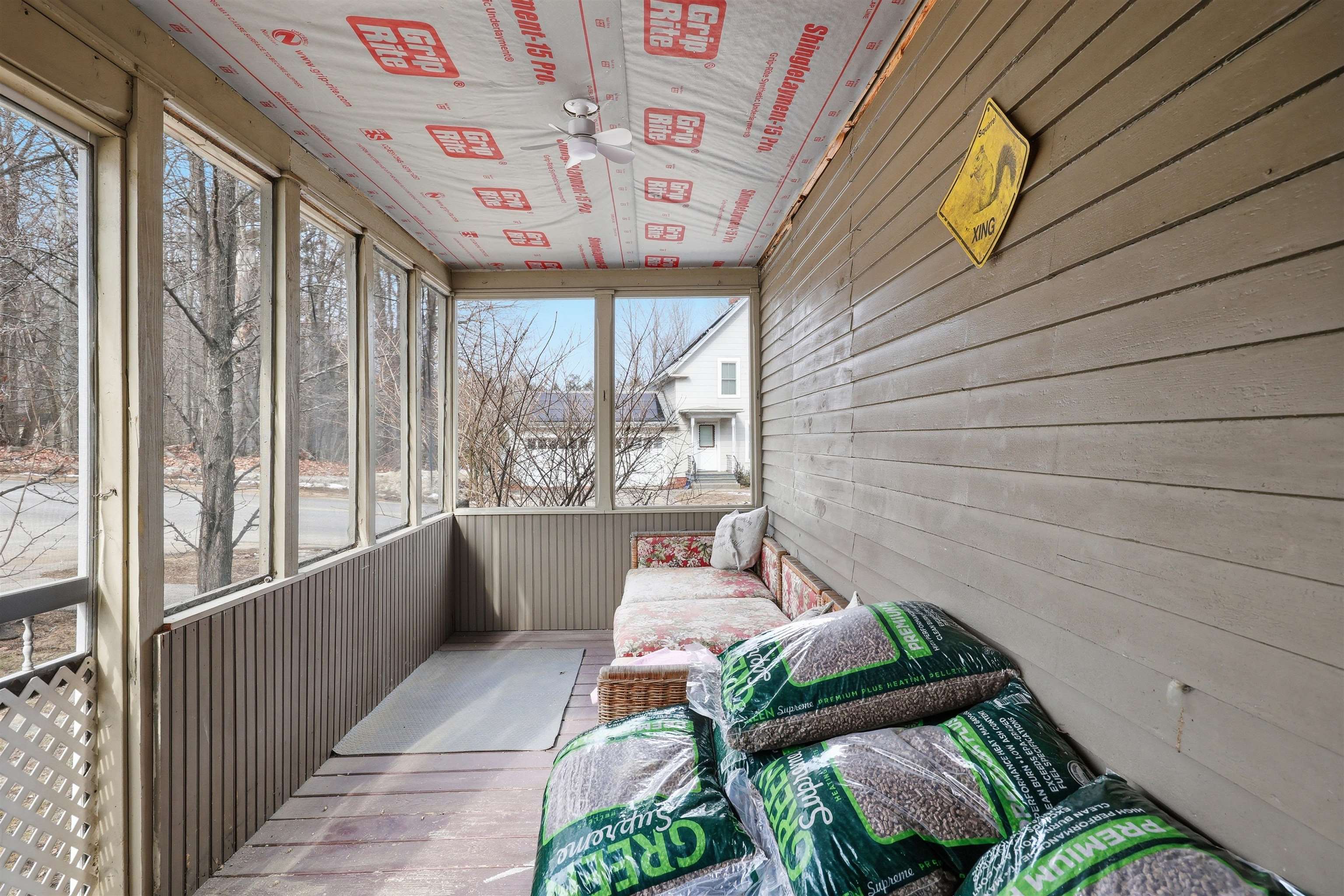 208 Academy St, Laconia, NH 03246