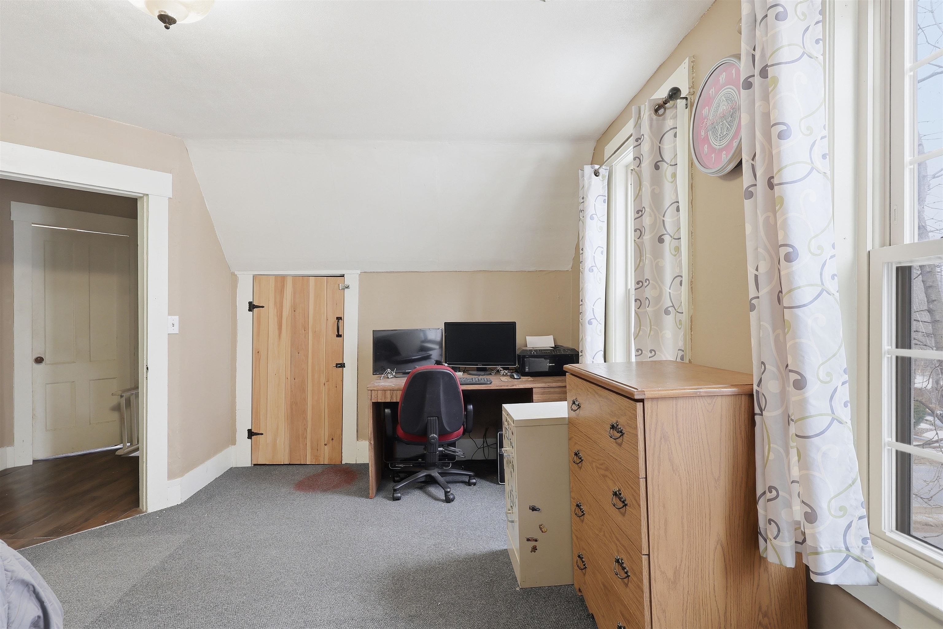 208 Academy St, Laconia, NH 03246