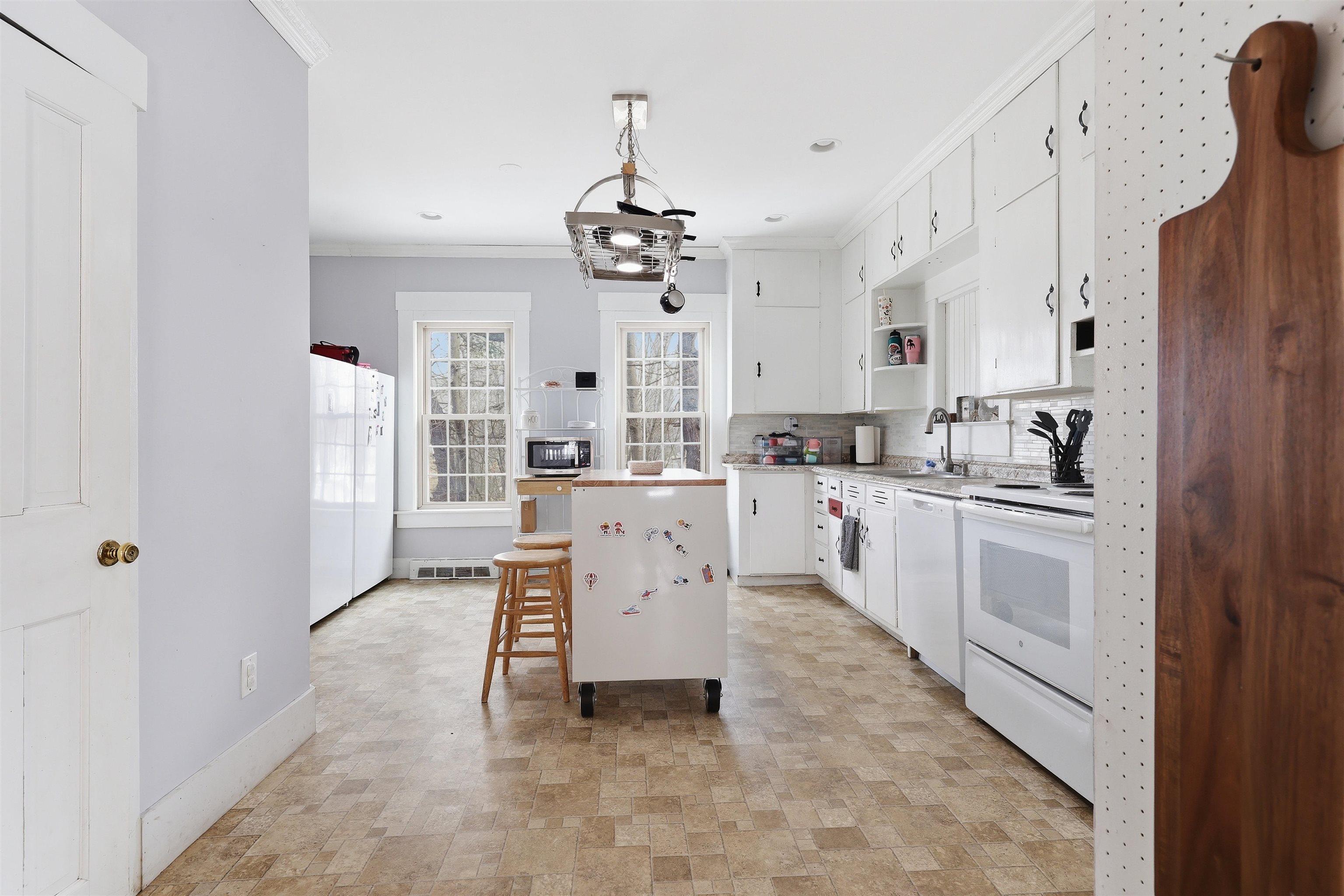 208 Academy St, Laconia, NH 03246