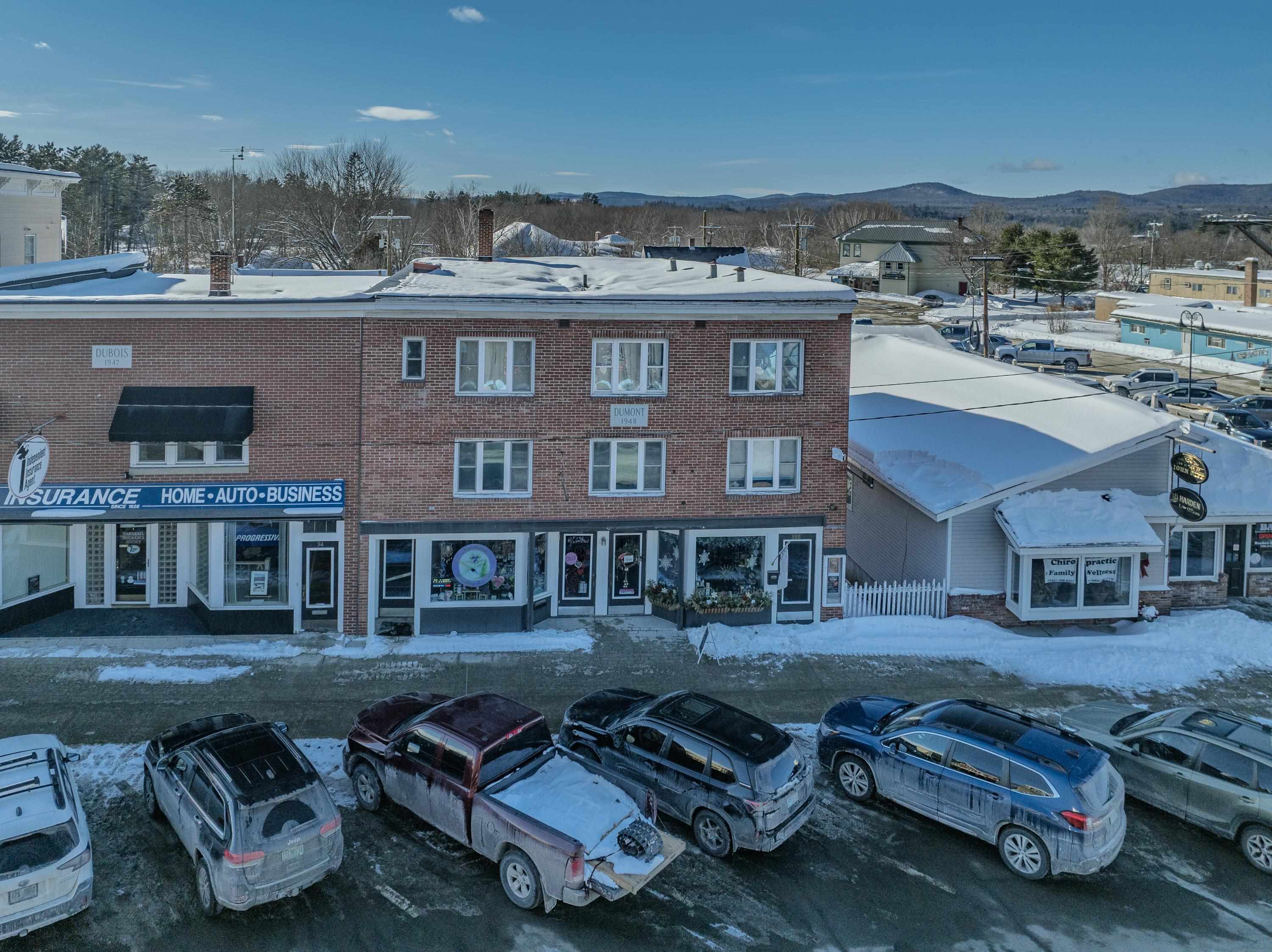 98 Main St, Lancaster, NH 03584