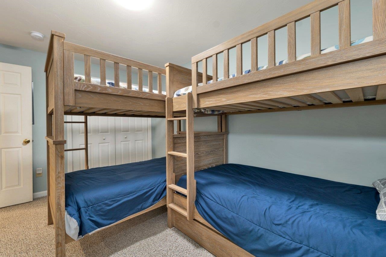 13 White Oak Ln #3, Lincoln, NH 03251