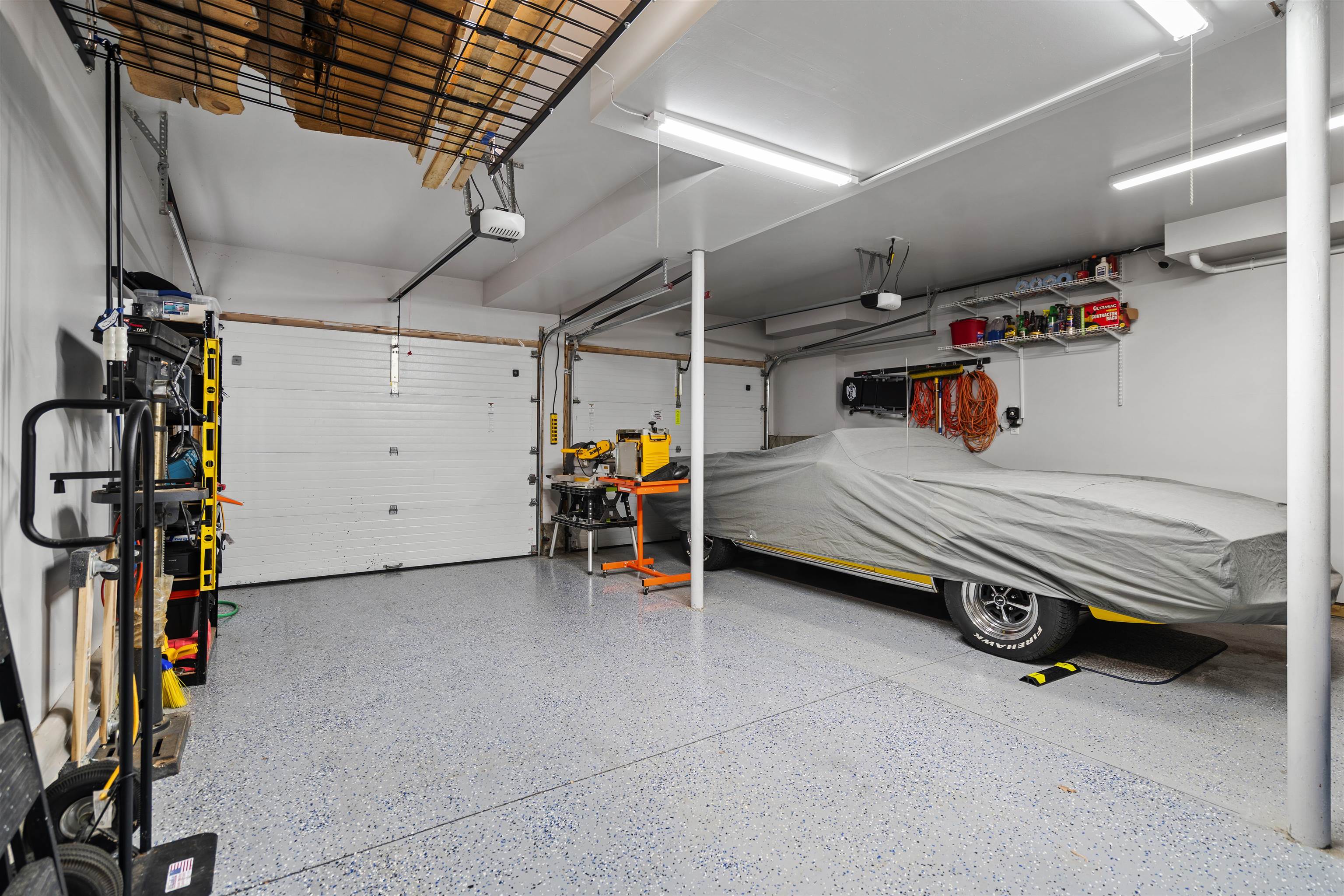 523 Coolidge Ave, Manchester, NH 03102