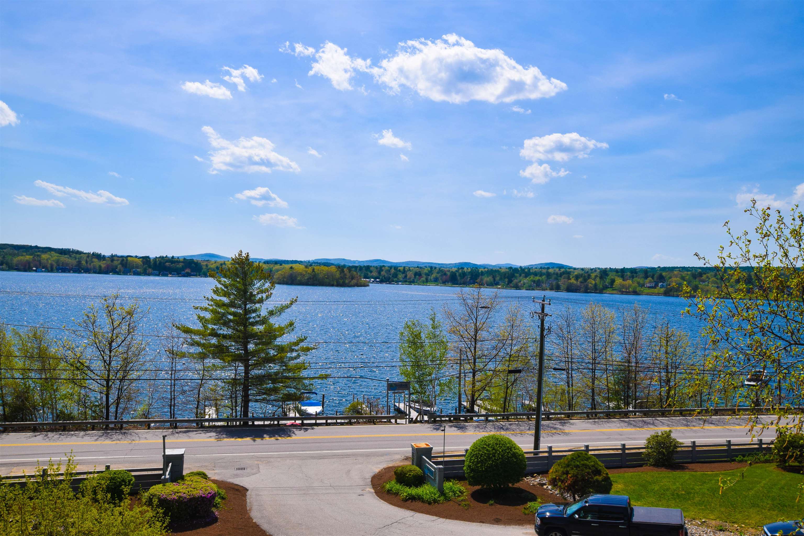 257 Weirs Boulevard — photo 1