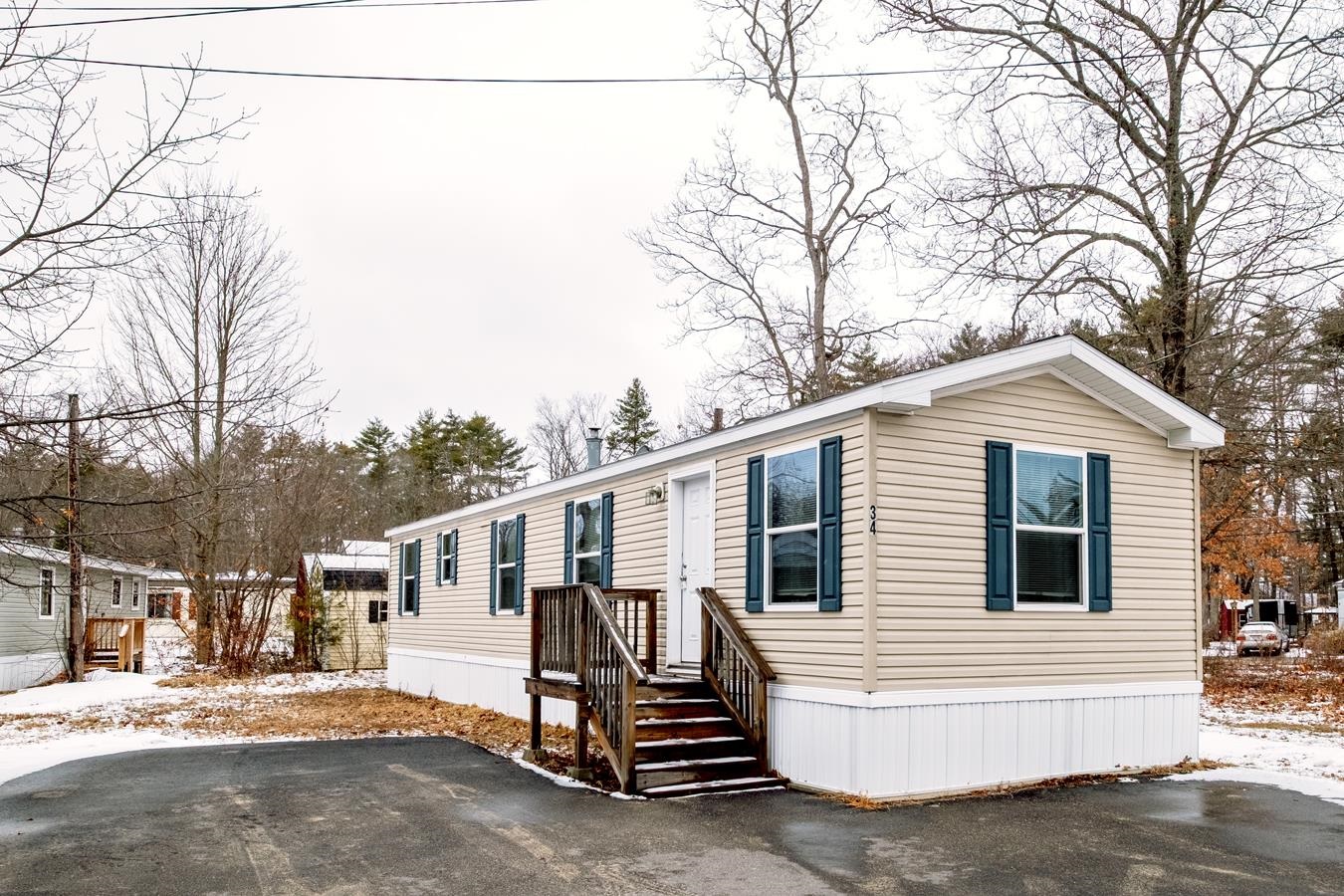 34 Pineland Park Rd, Milton, NH 03851