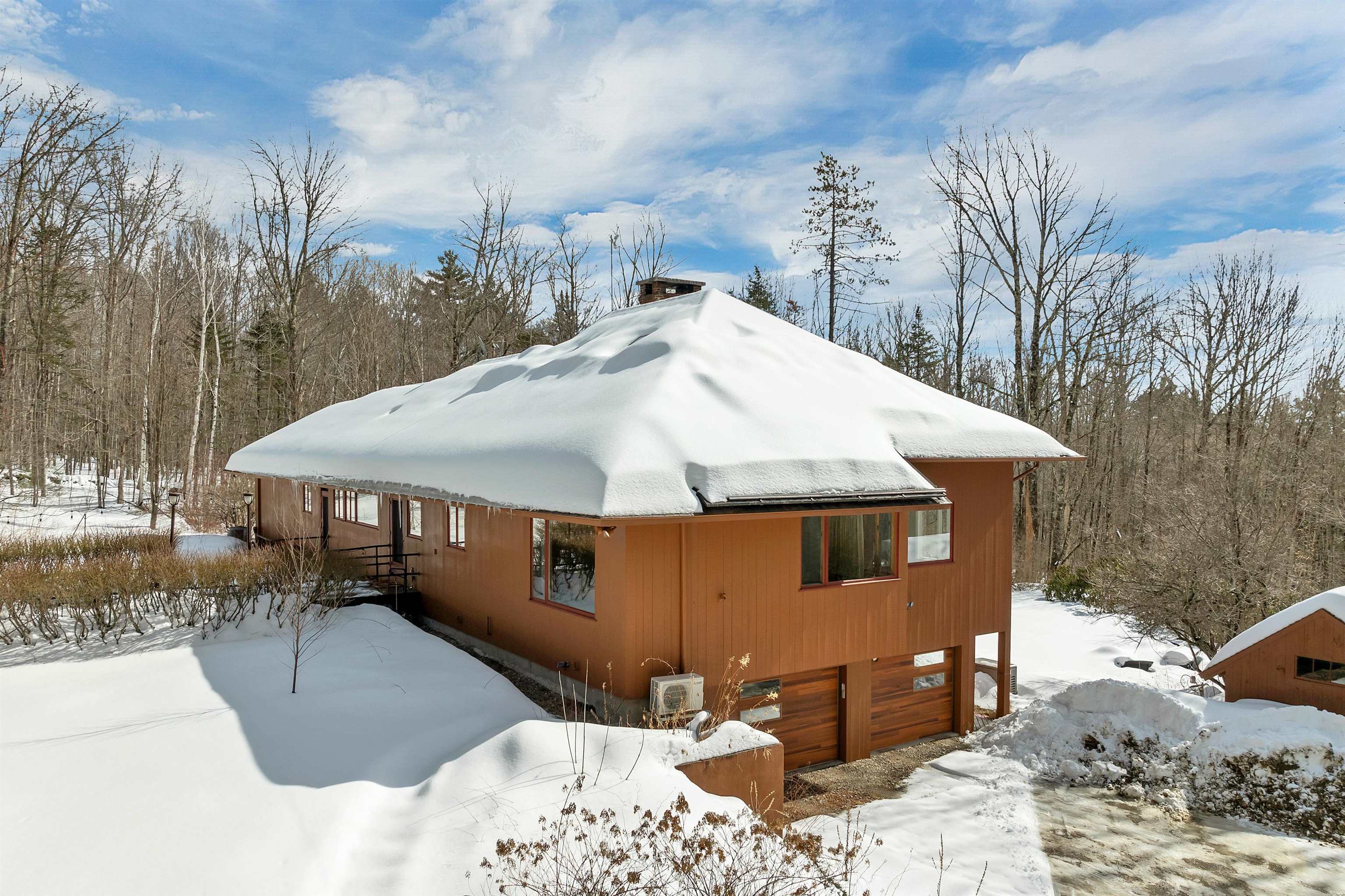 300 Maple Ridge Rd, Sandwich, NH 03227