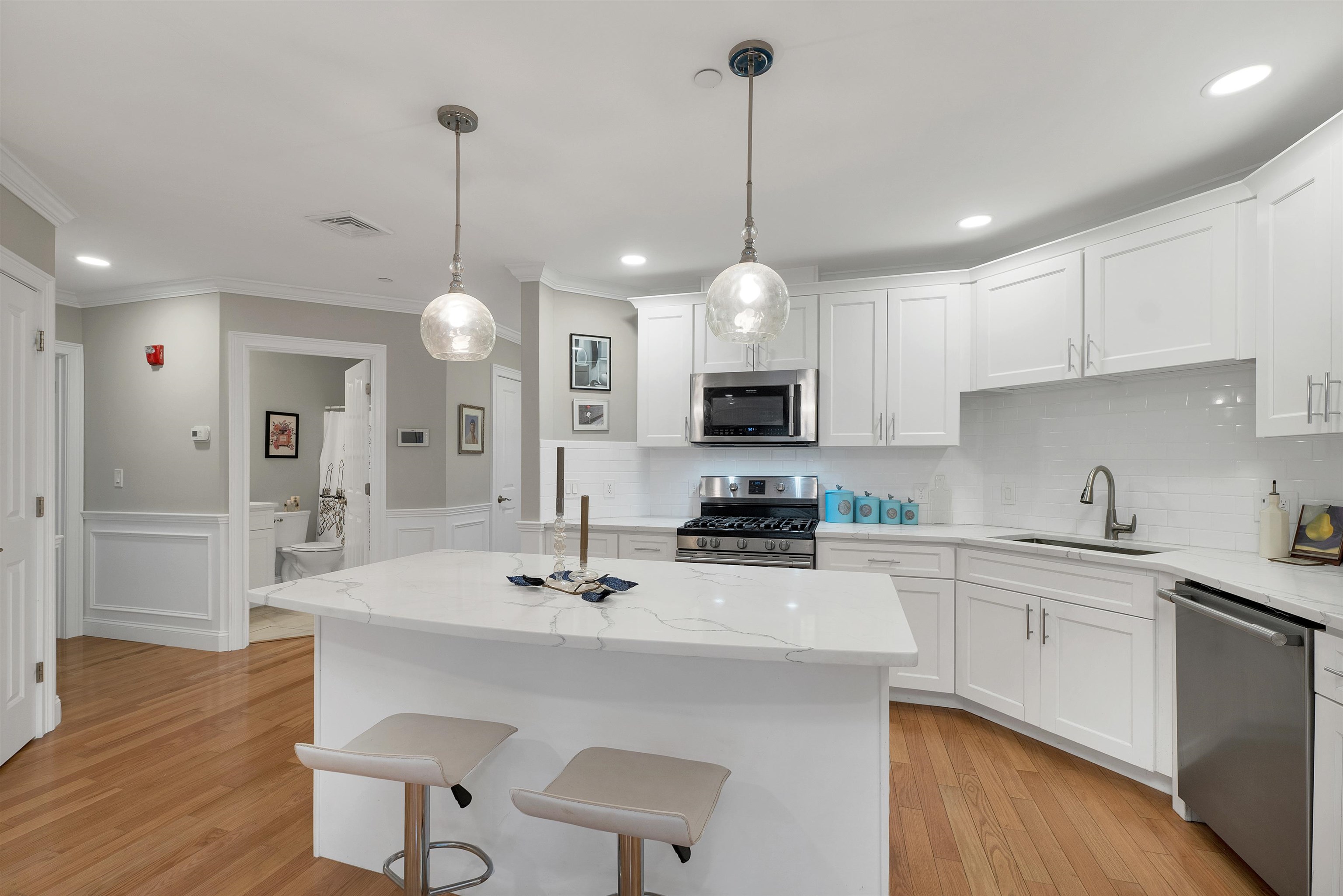 61 Acadia Ln, Exeter, NH 03833