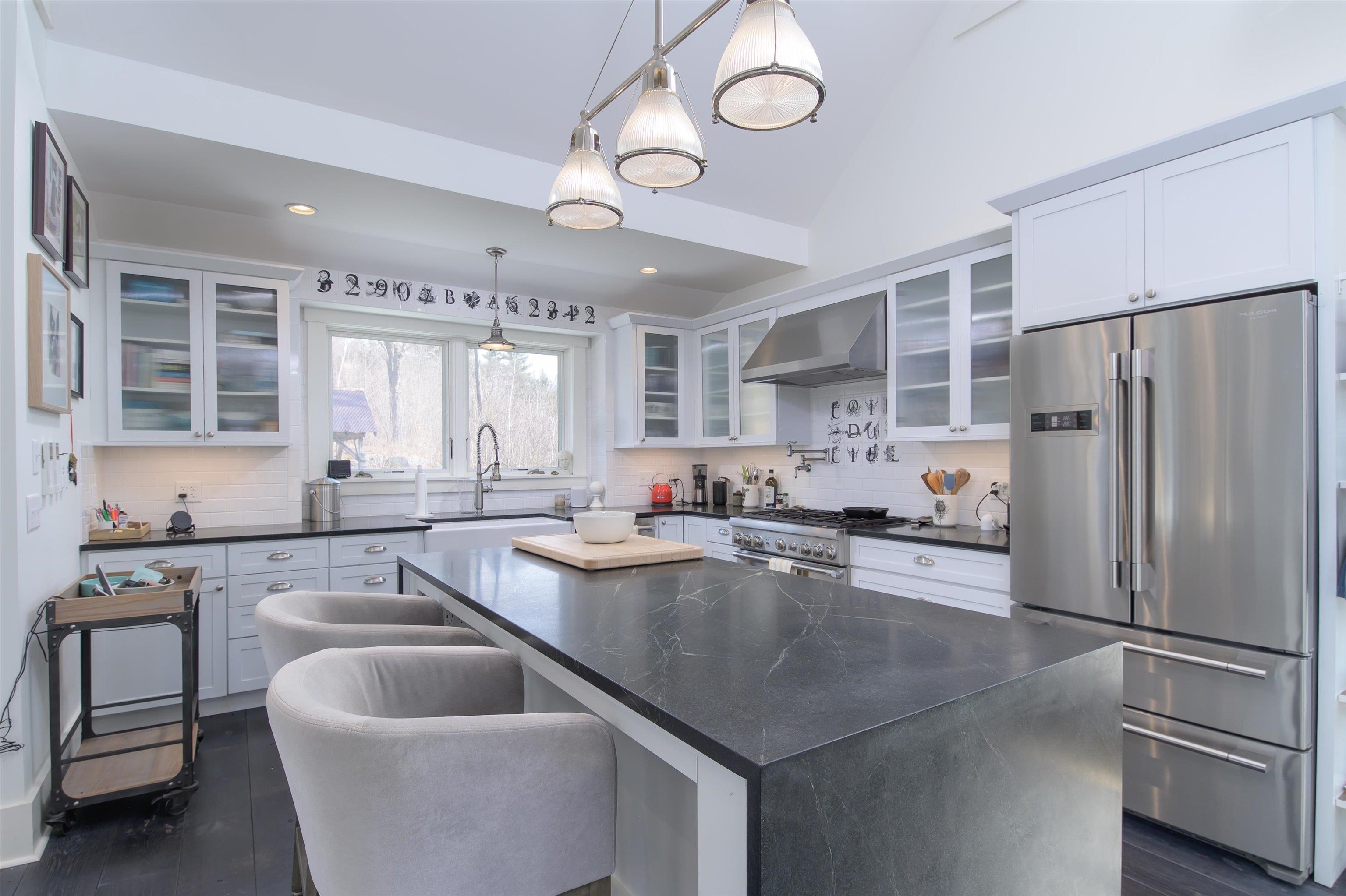 177 Rte 121 E, Grafton, VT 05146