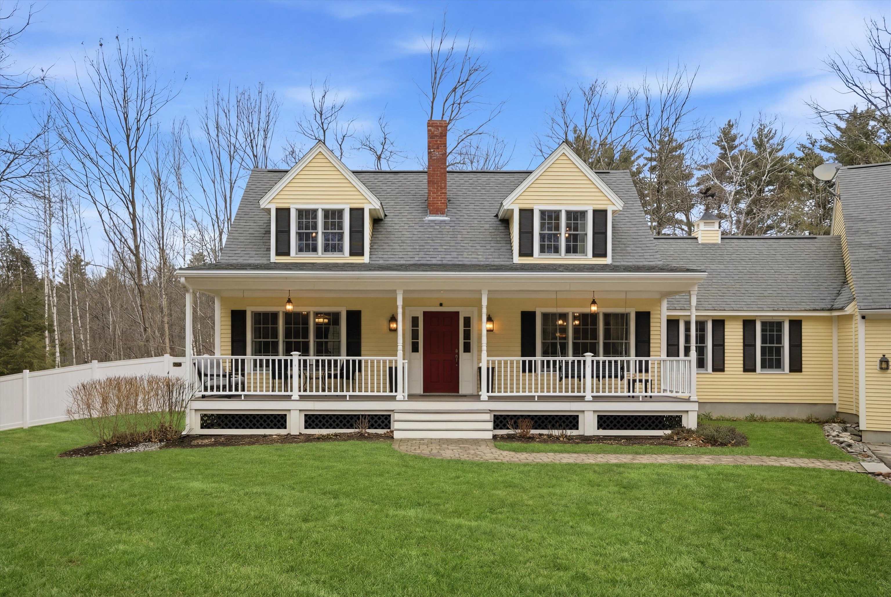 302 Forest Rd, Lyndeborough, NH 03082