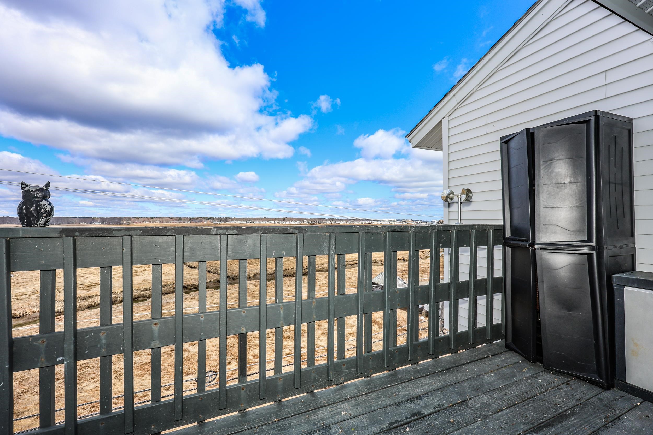 415 Ocean Blvd, Hampton, NH 03842