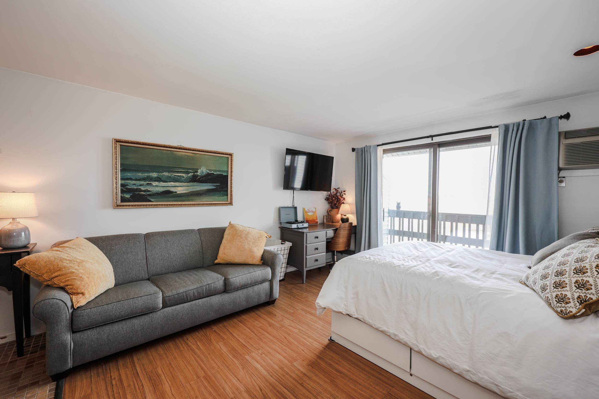 415 Ocean Blvd, Hampton, NH 03842